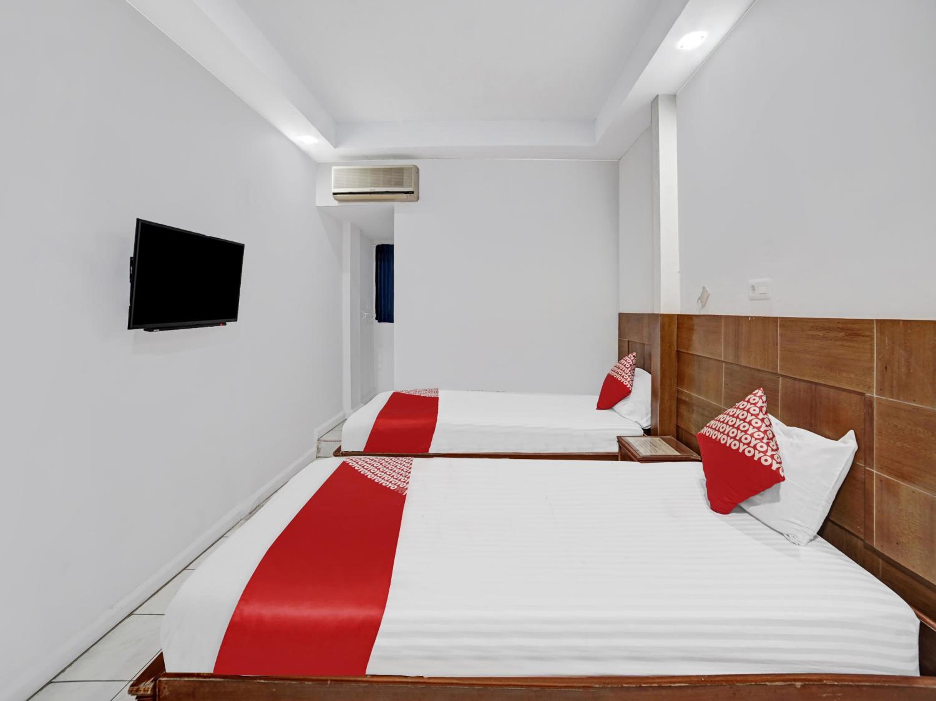 Delxue Twin Room photo 2