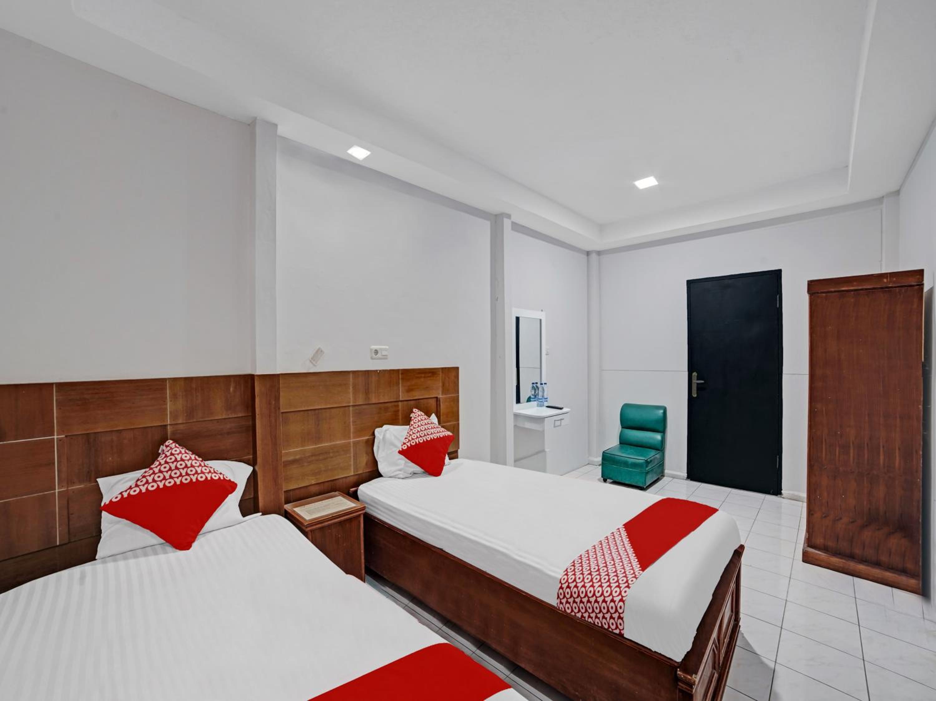 Delxue Twin Room photo 1