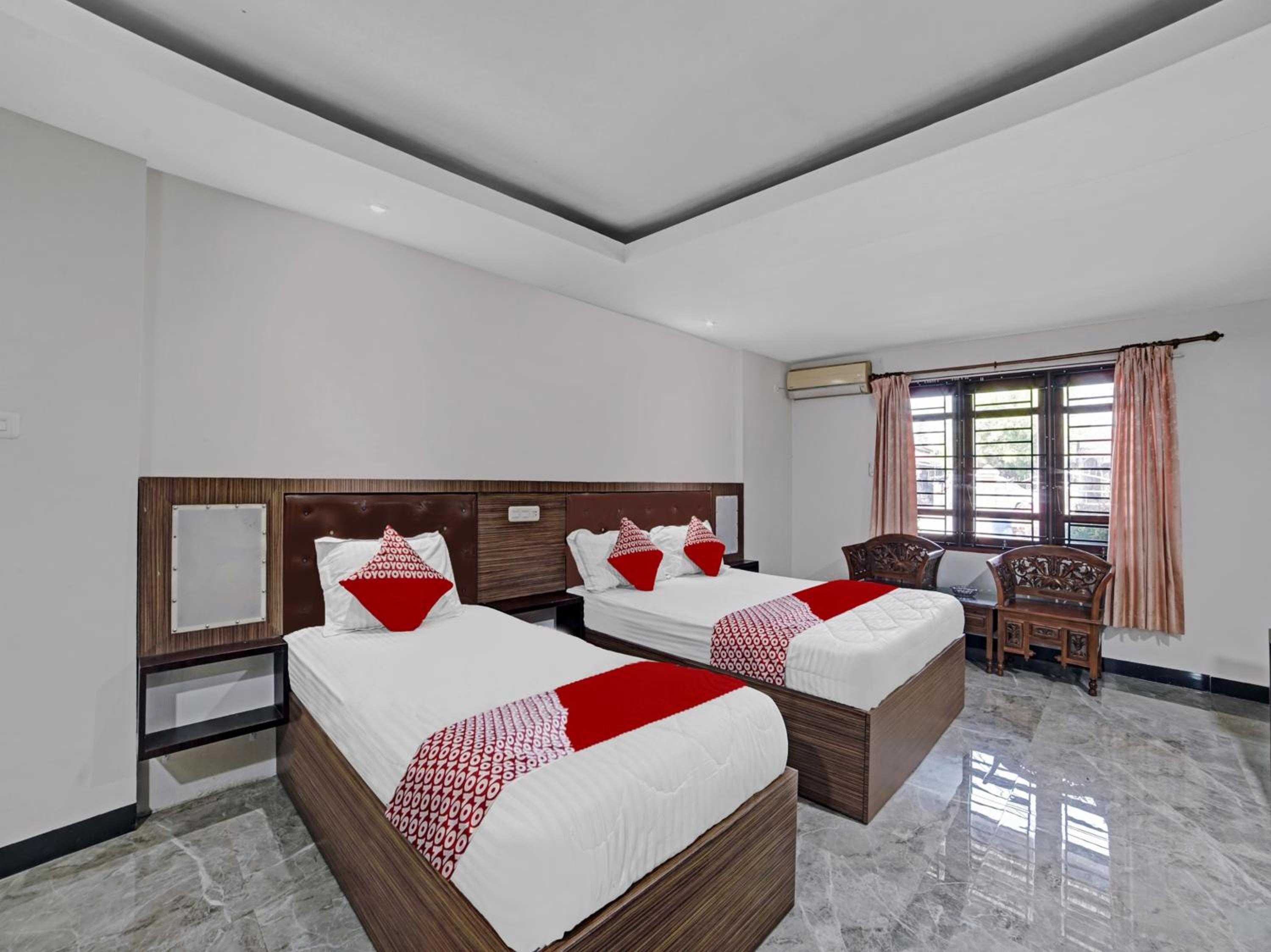 Superior Suite - Photo 1