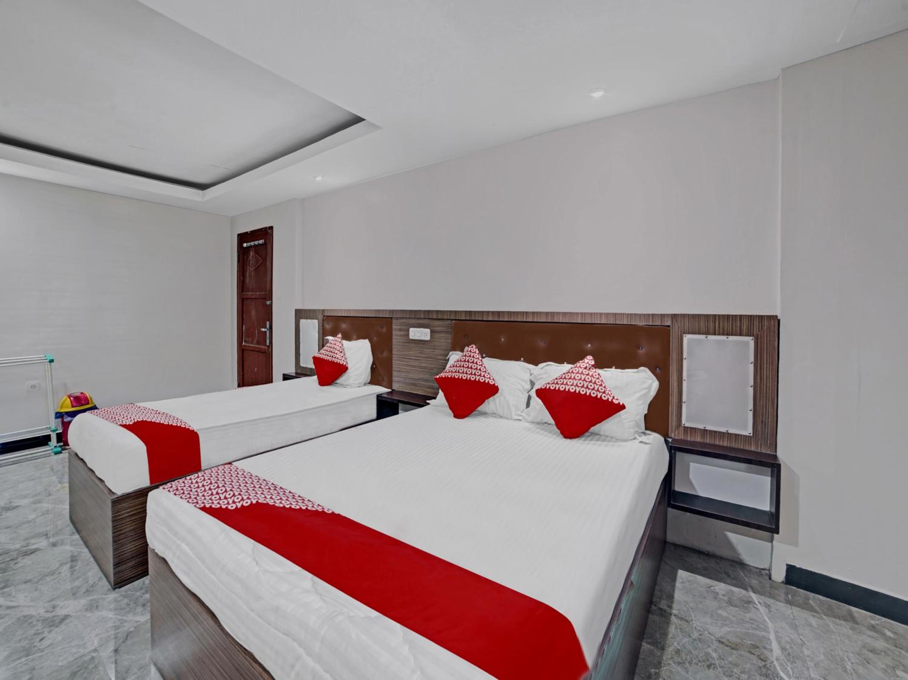 Superior Suite - Photo 3
