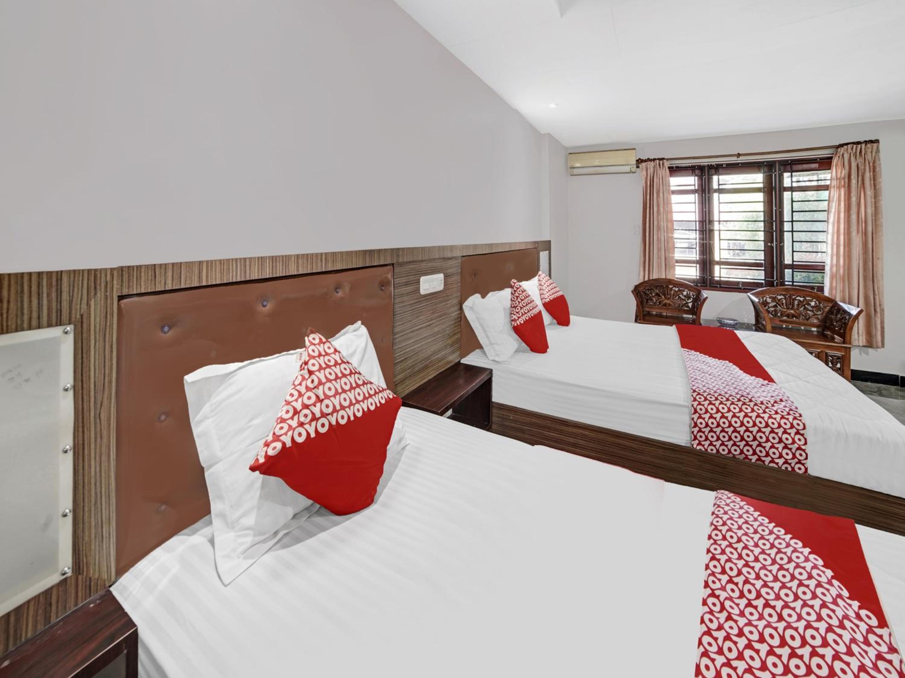 Superior Suite - Photo 5