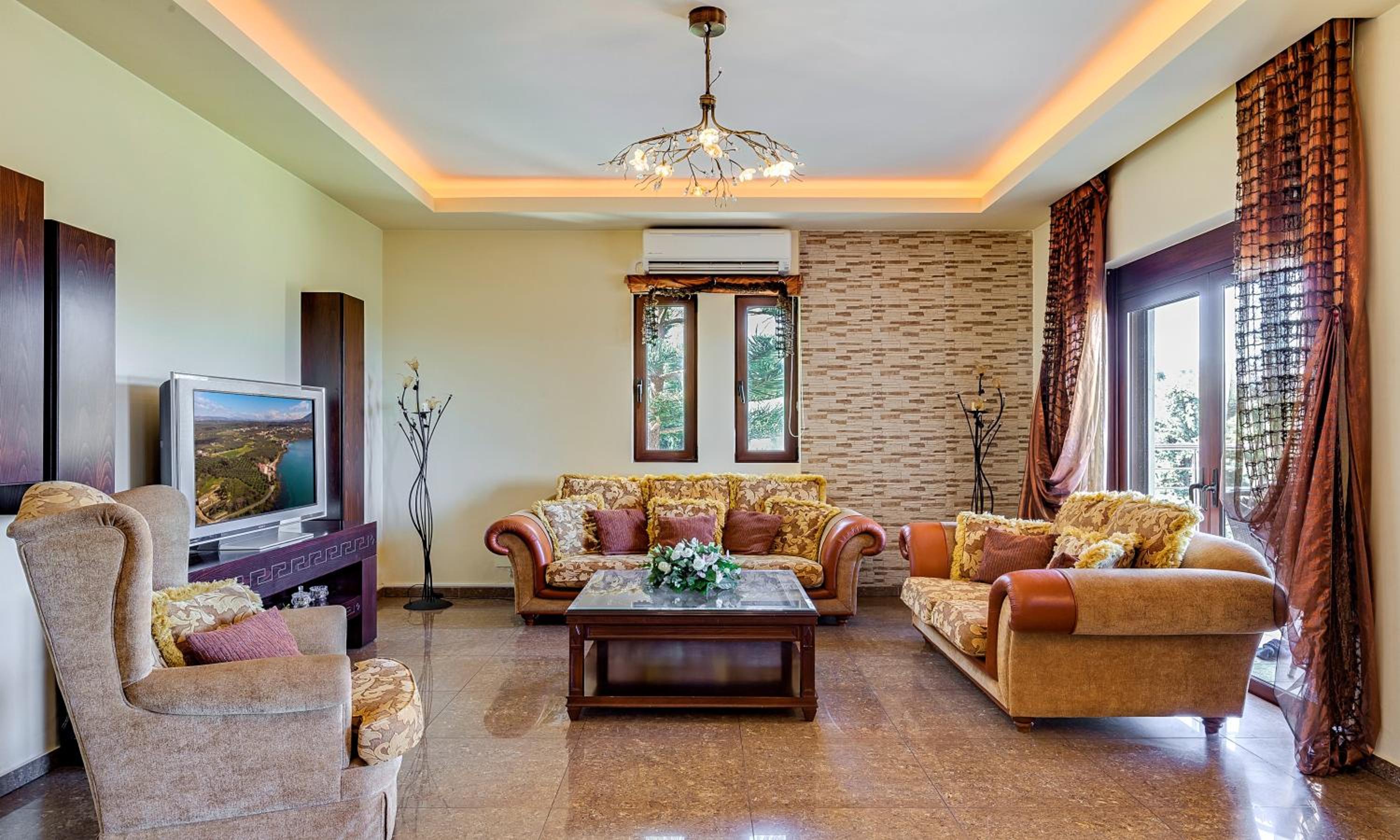 Villa with Private Pool photo 1