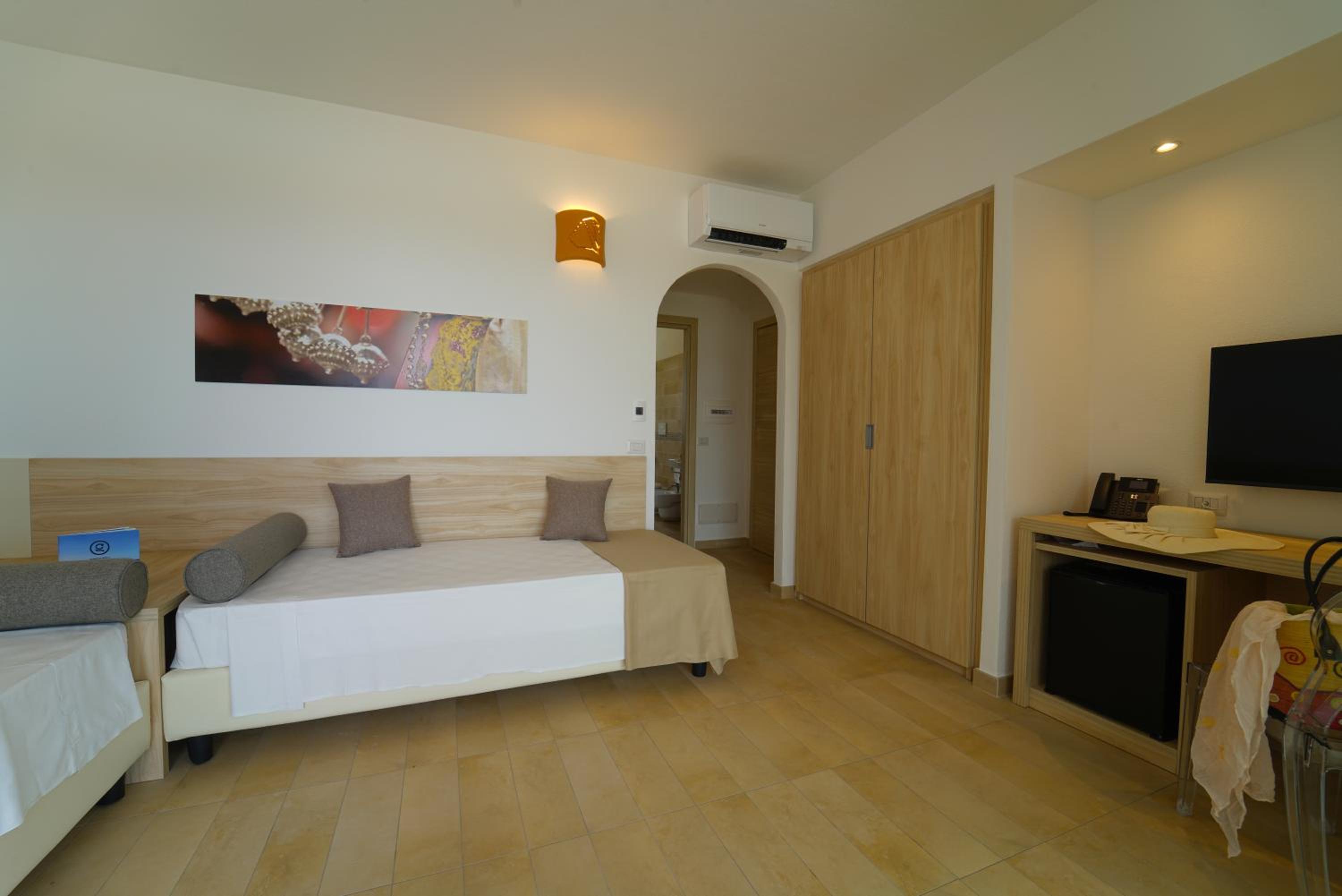 Family Room - Photo 1