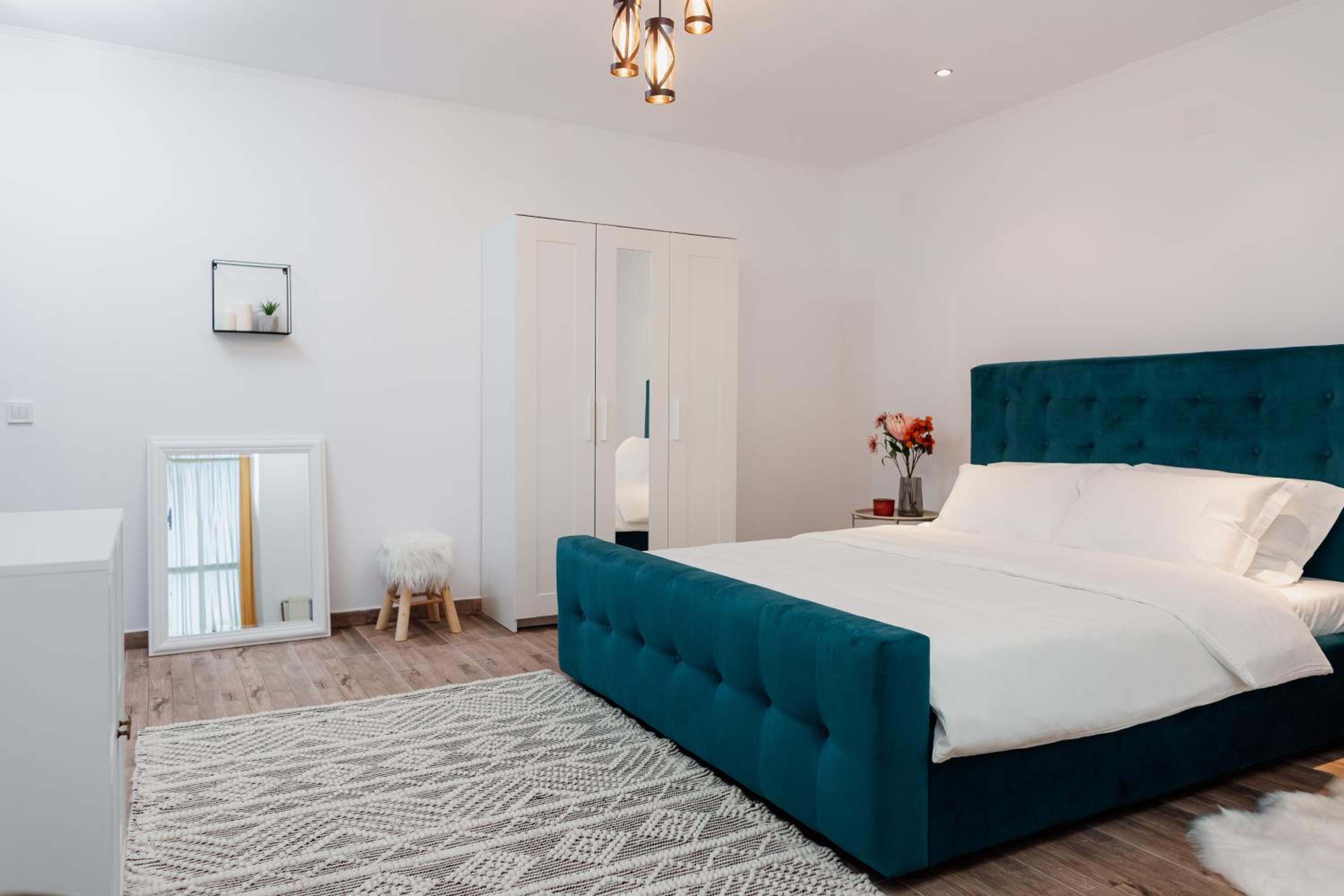 Double Room - Photo 10