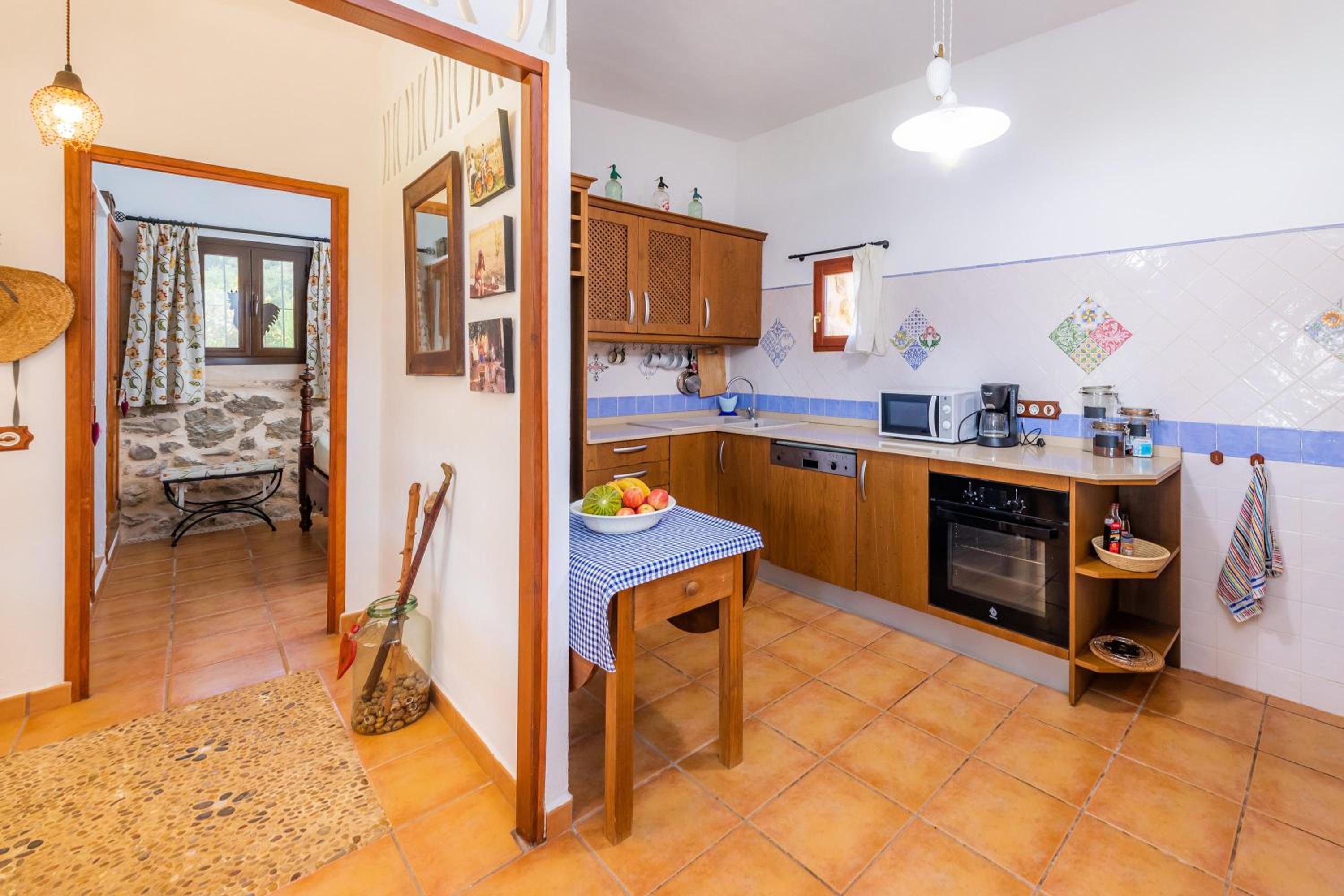 One-Bedroom House photo 3