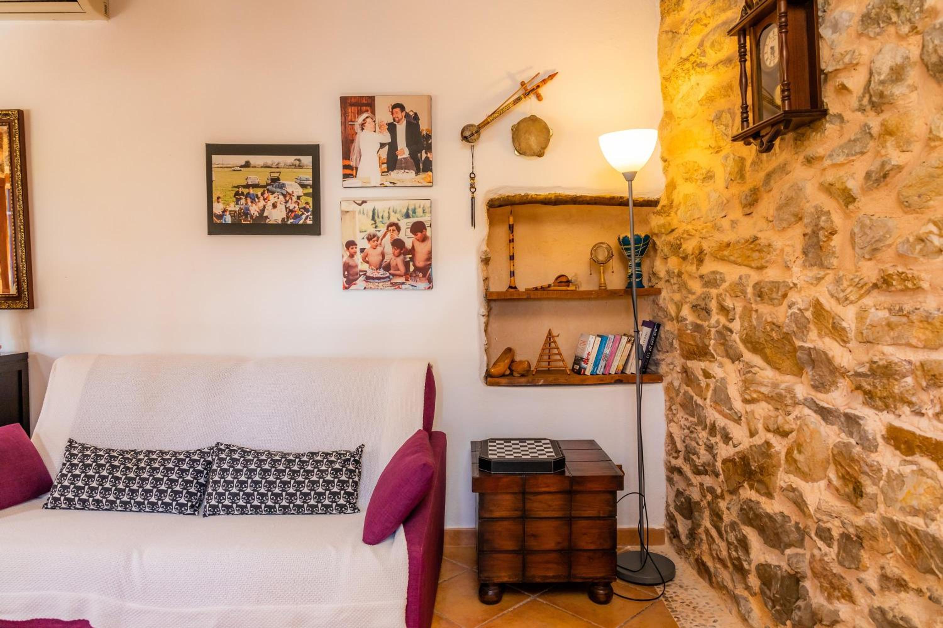 One-Bedroom House photo 2