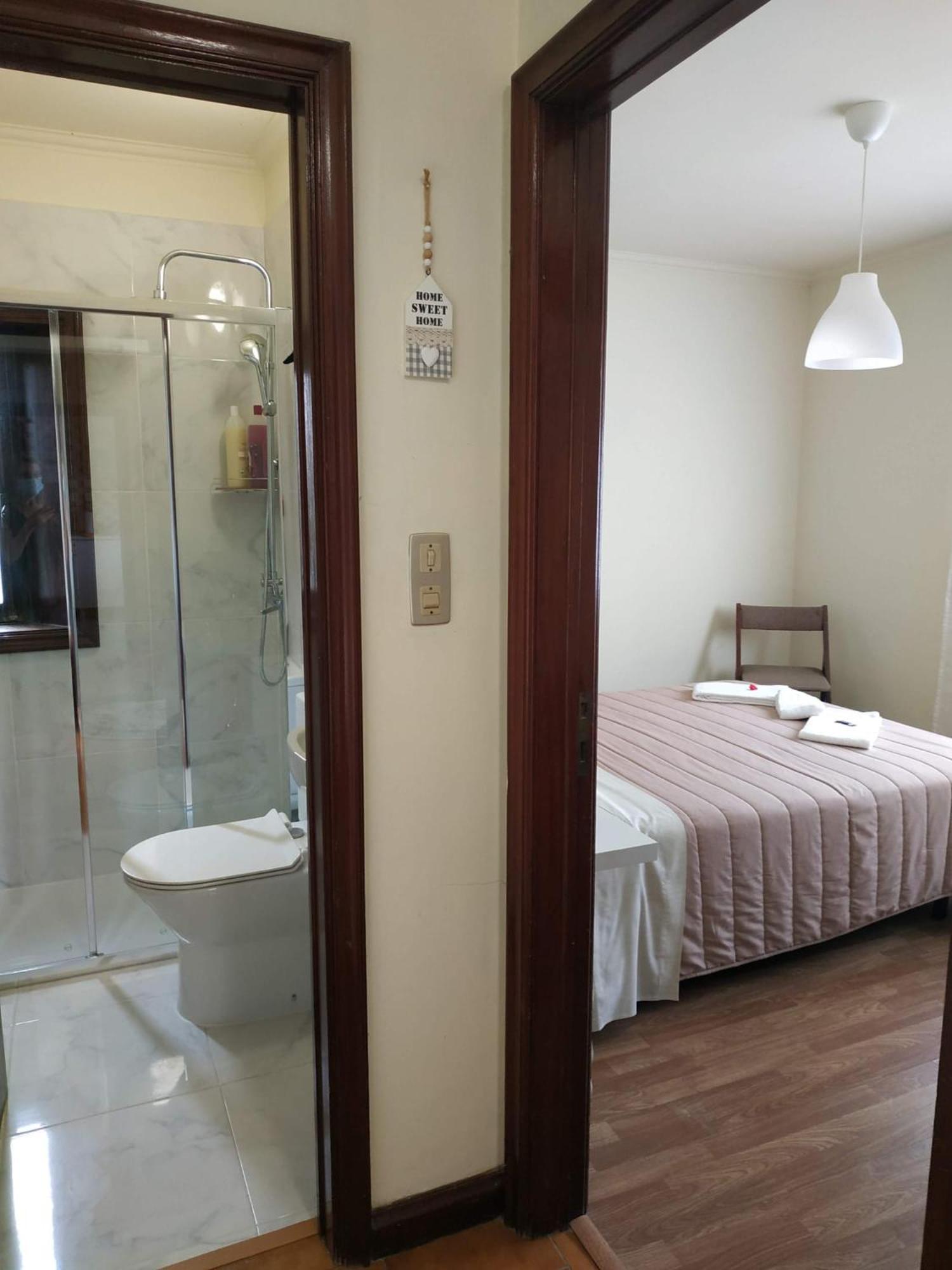 Double Room with Private External Bathroom - Photo 3