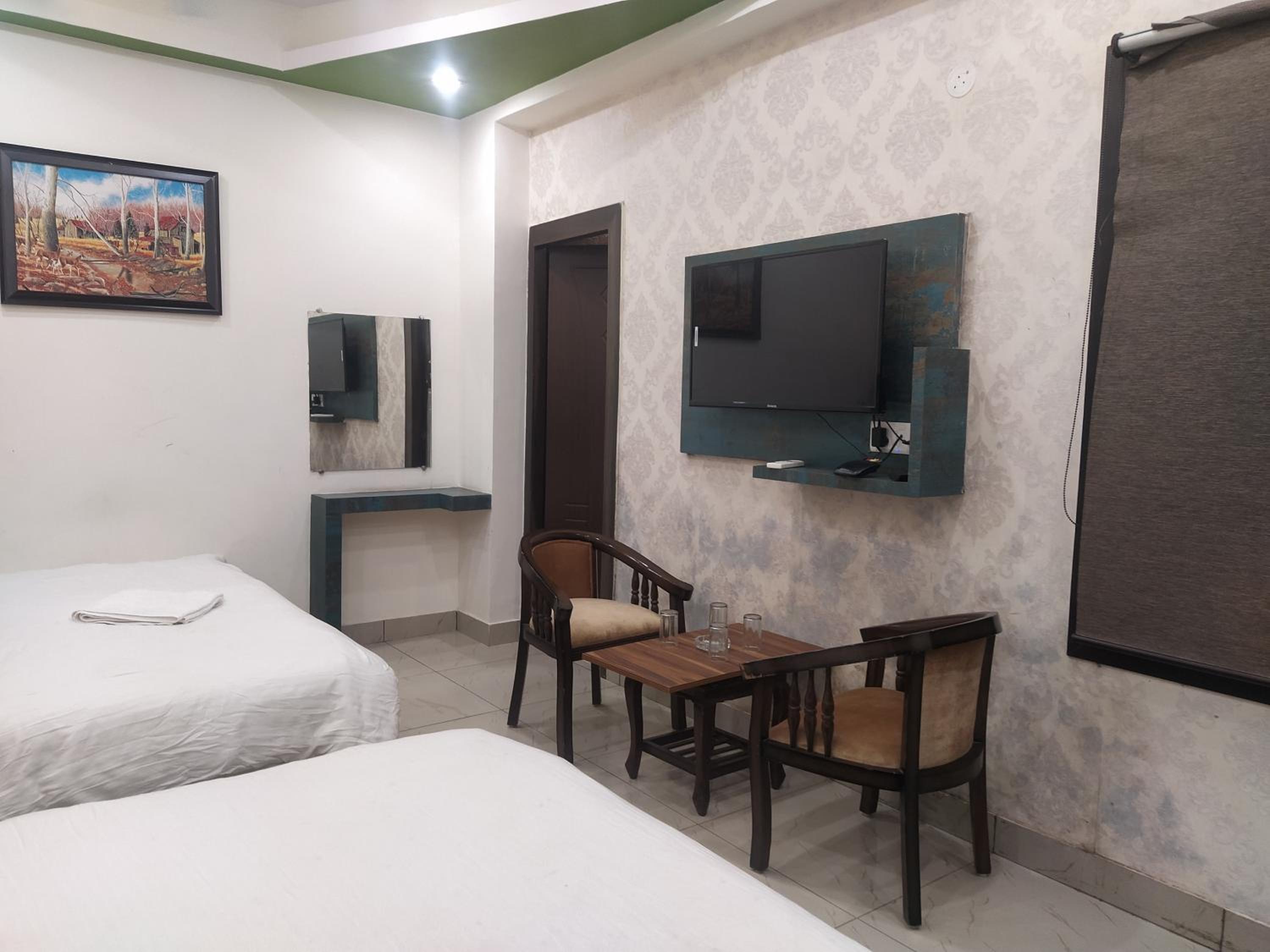 Quadruple Room - Photo 2