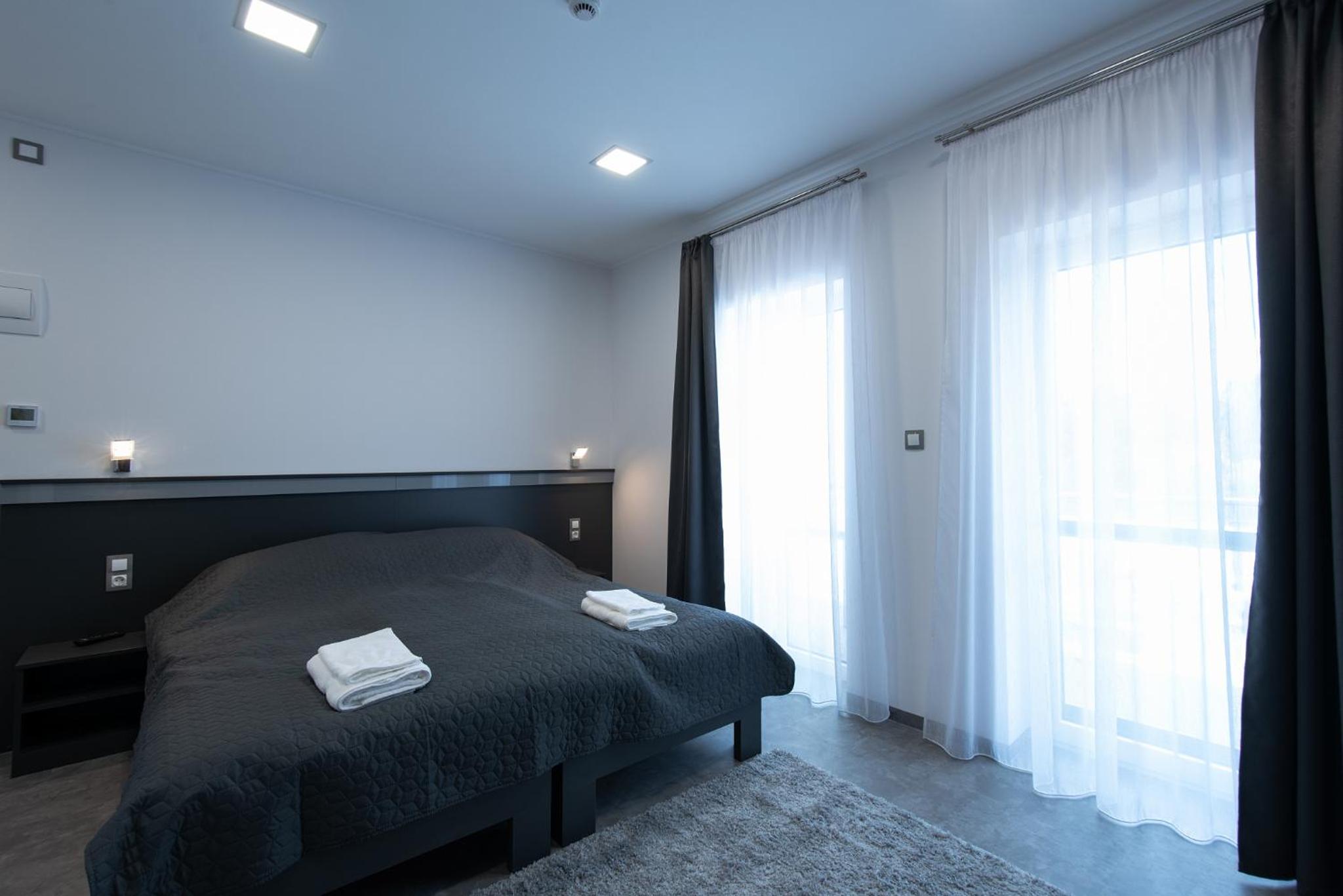 Standard Double or Twin Room - Photo 3