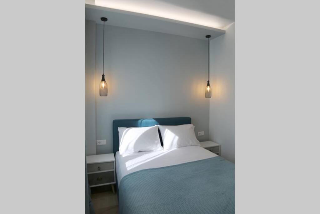 Studio Apartment photo 1