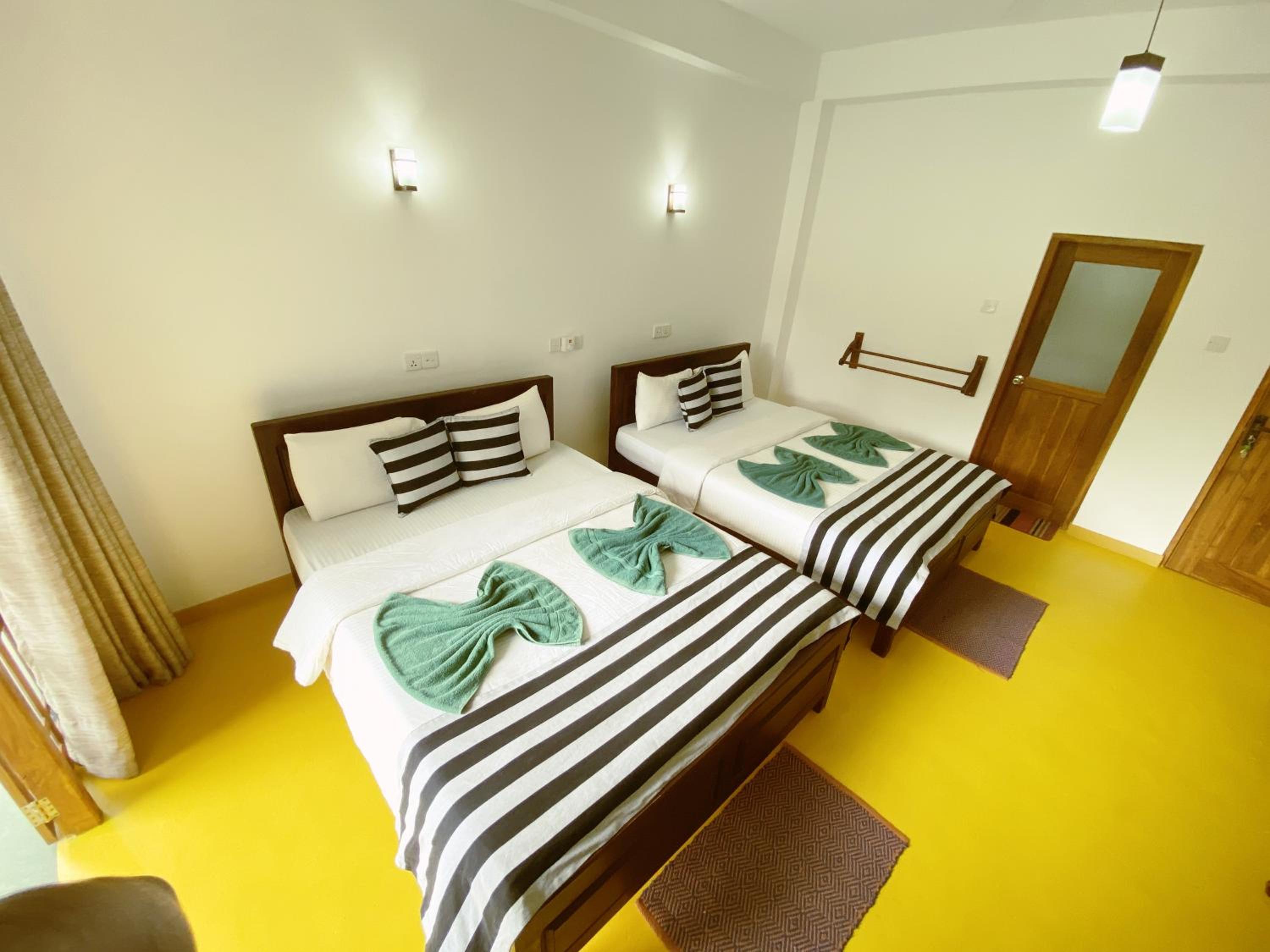 Triple Room with Garden View