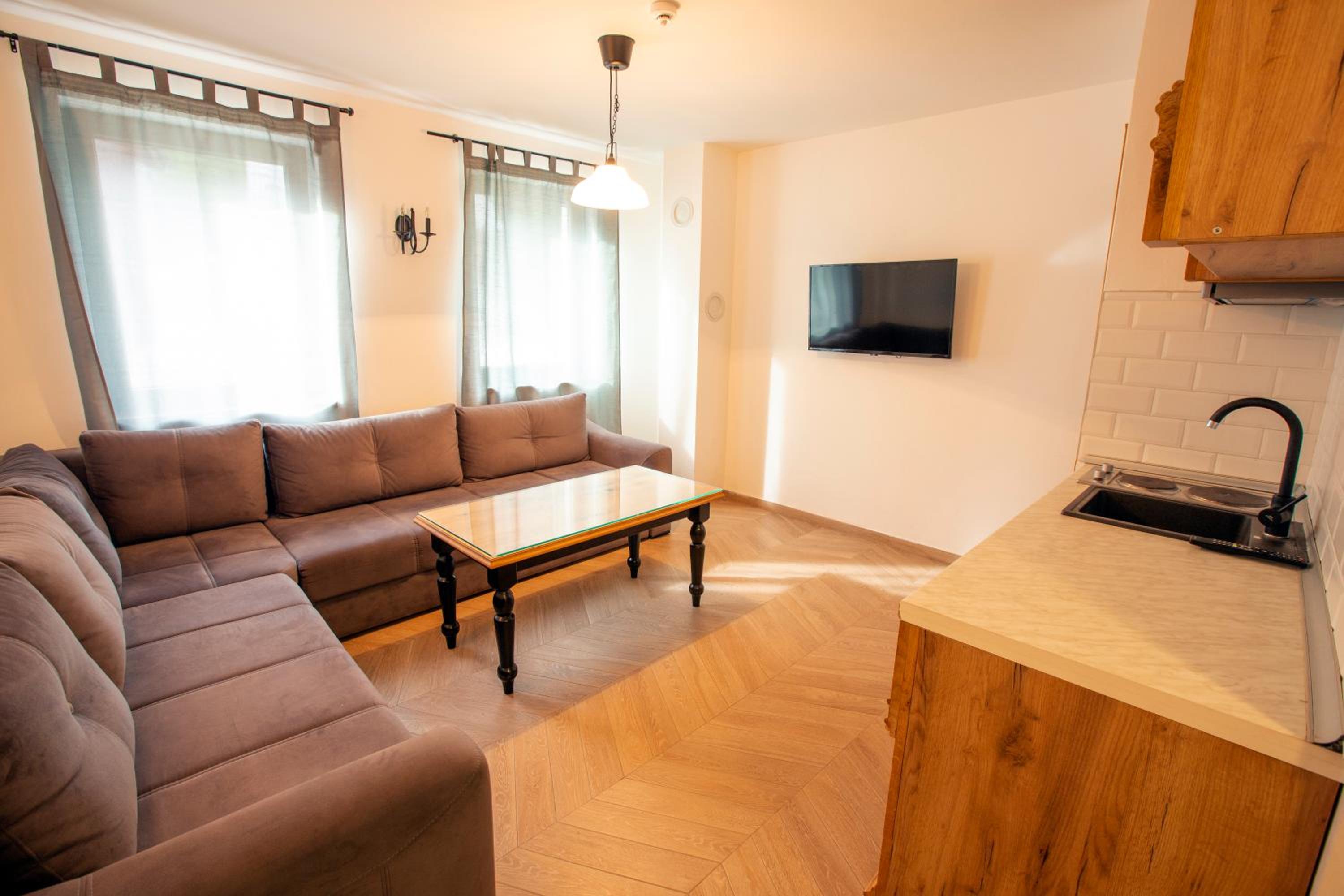 Apartment with Garden View