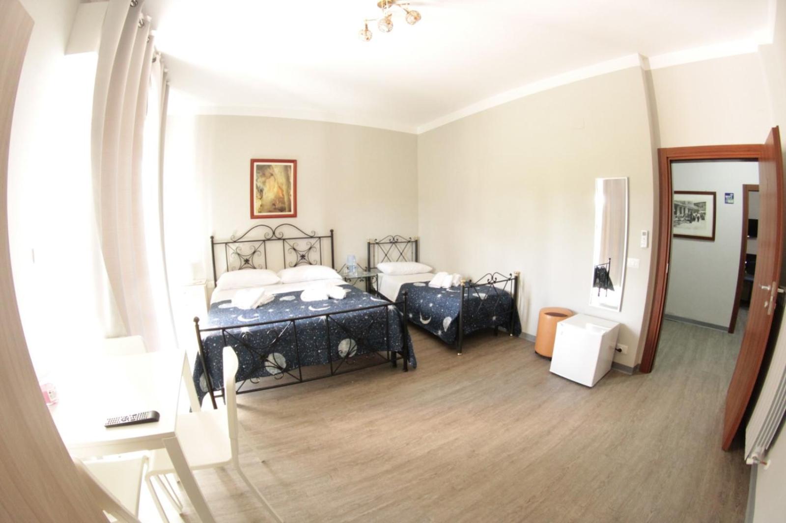 Triple Room with Private Bathroom photo 1