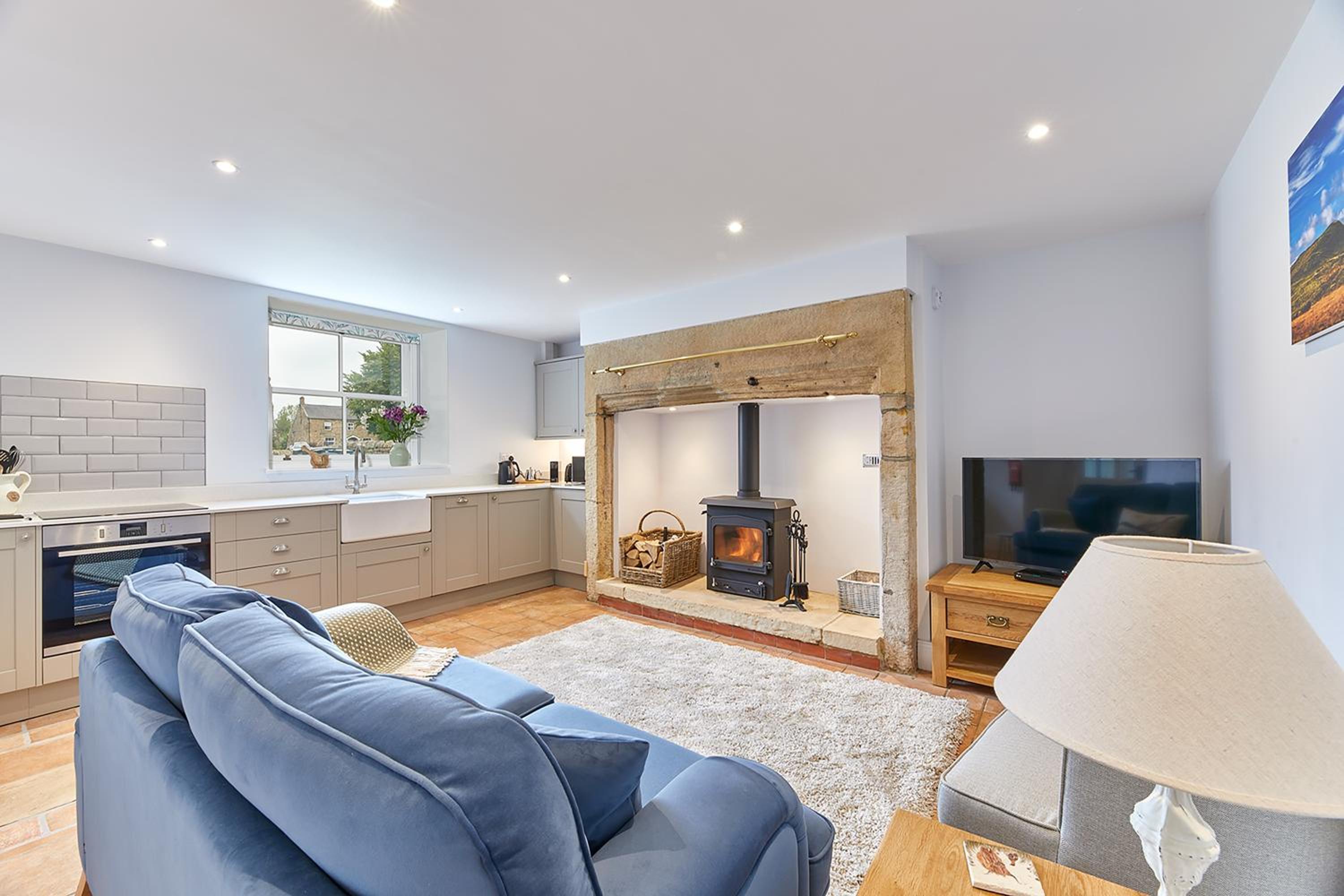 One-Bedroom House photo 1