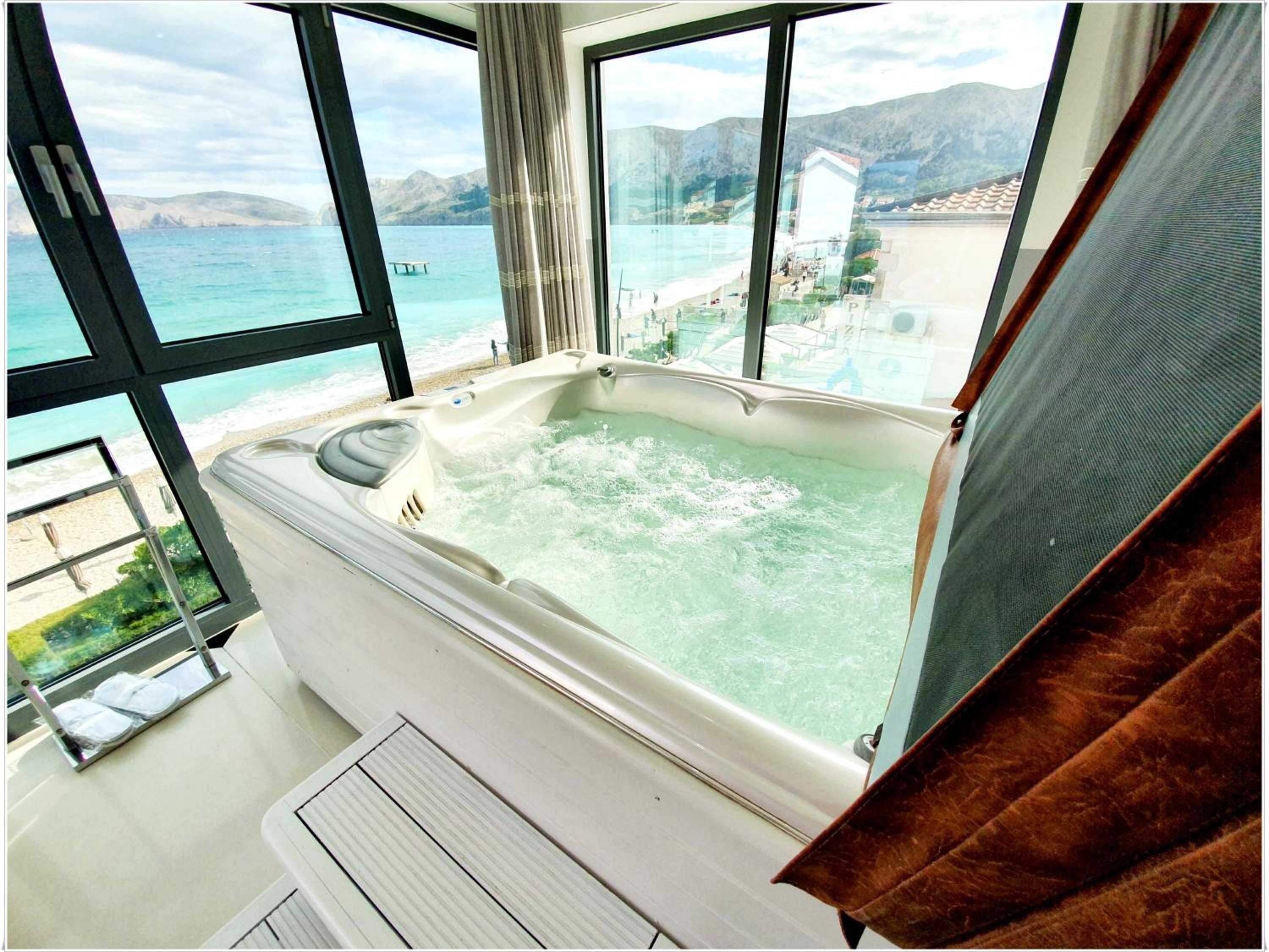 Penthouse Apartment - Photo 41