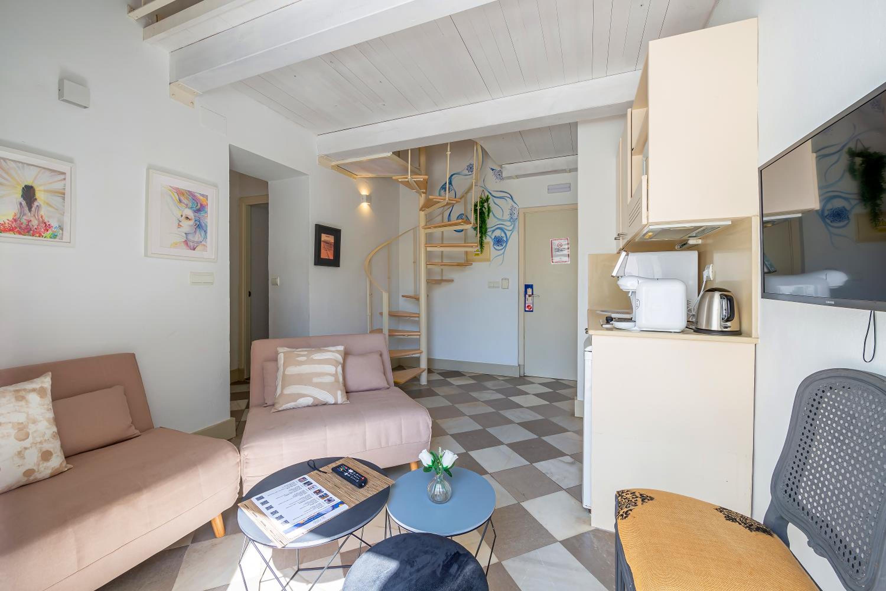 Suite with Balcony photo 3
