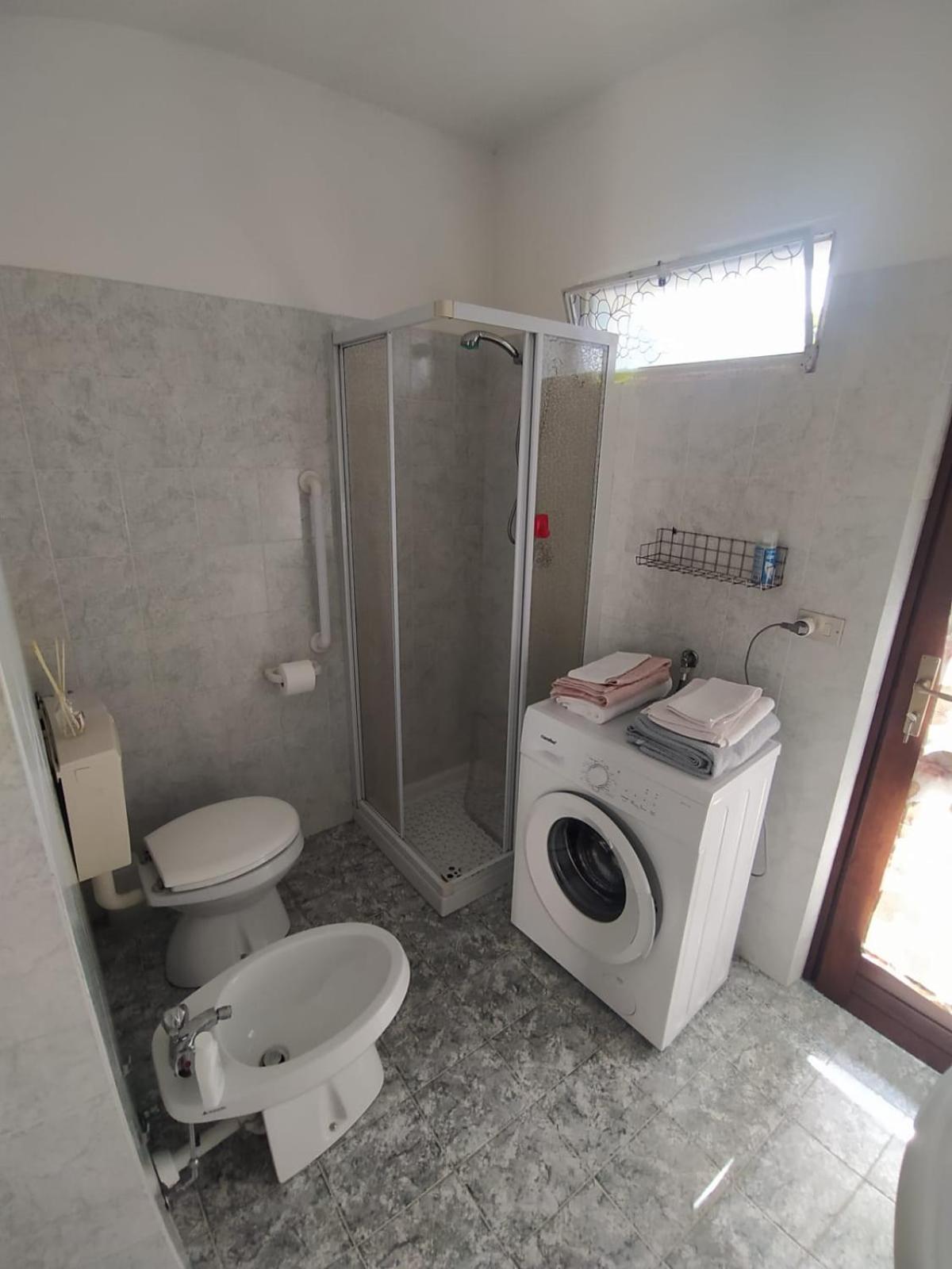 One-Bedroom Apartment - Photo 13