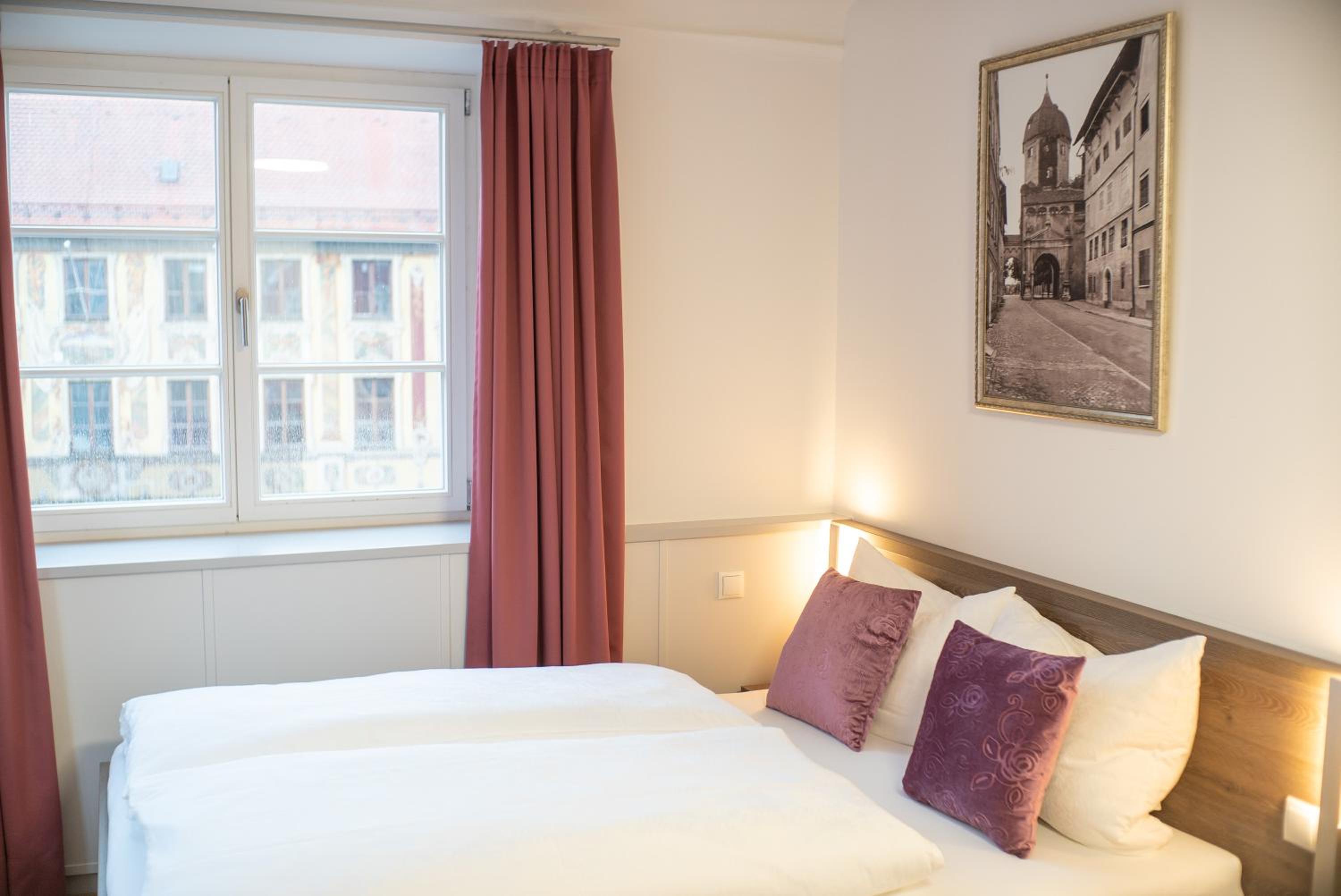 Double Room - Photo 15