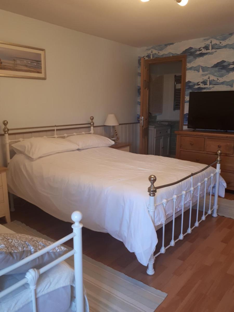 Double Room with Sea View - Photo 6