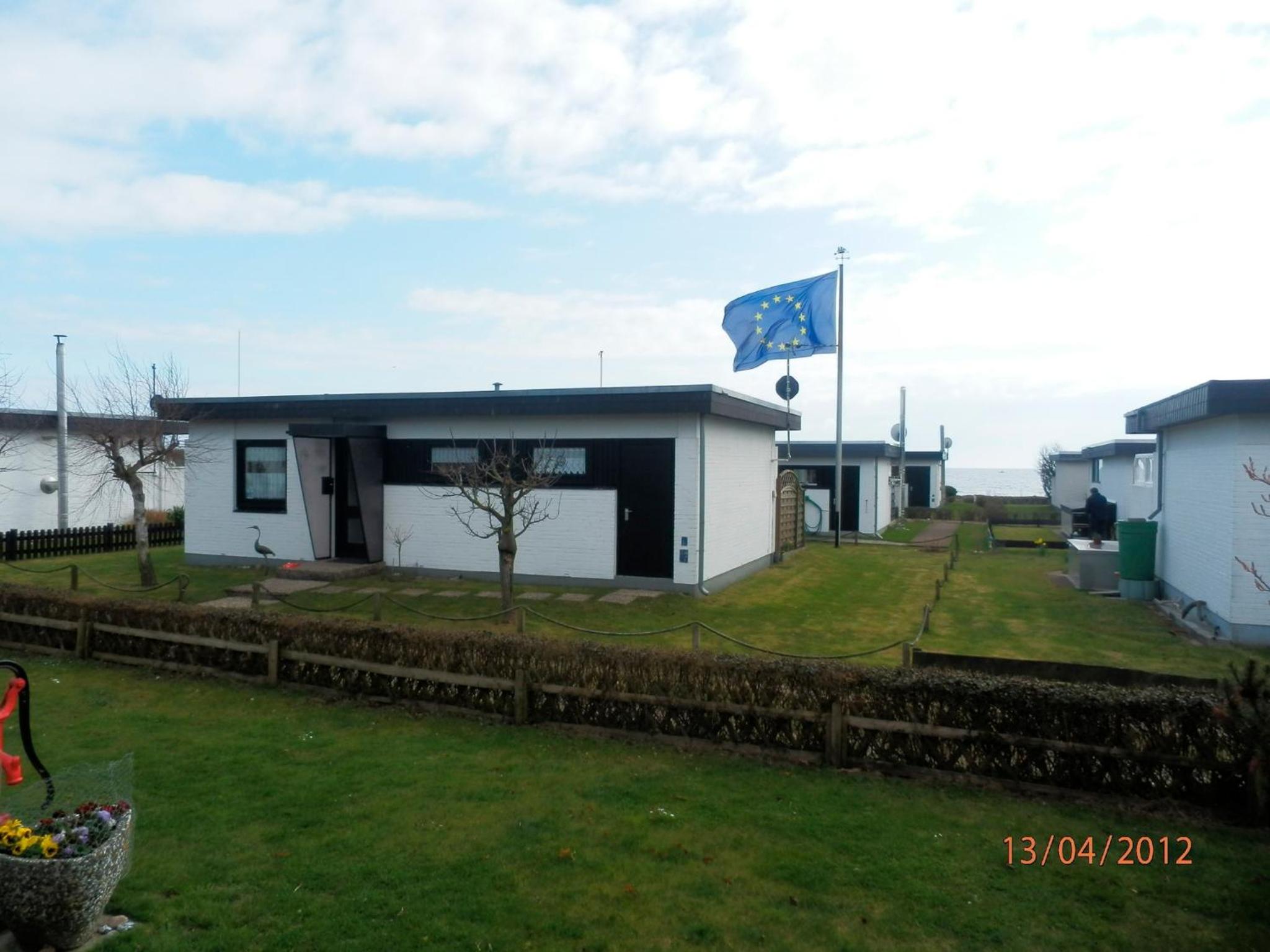 Bungalow photo 2