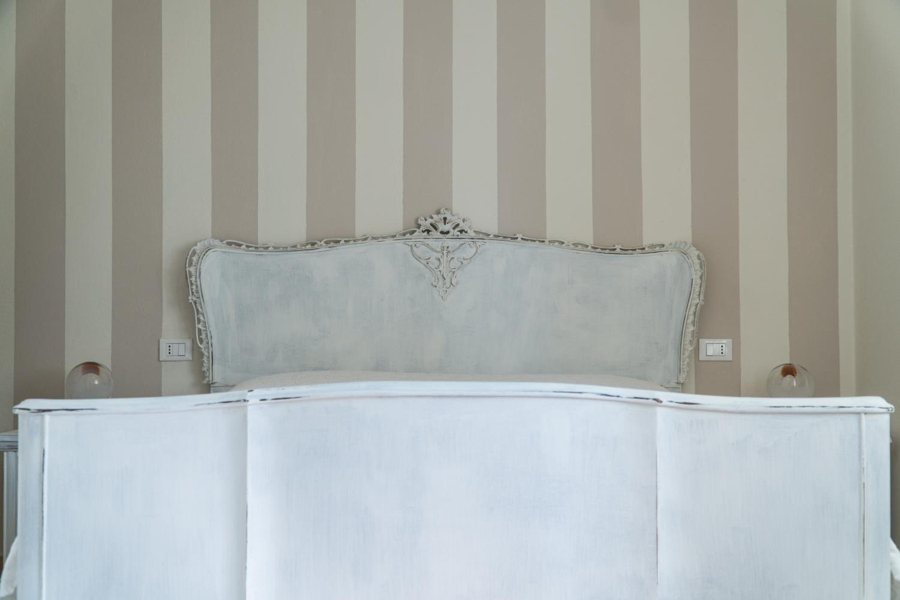 Double Room - Photo 23