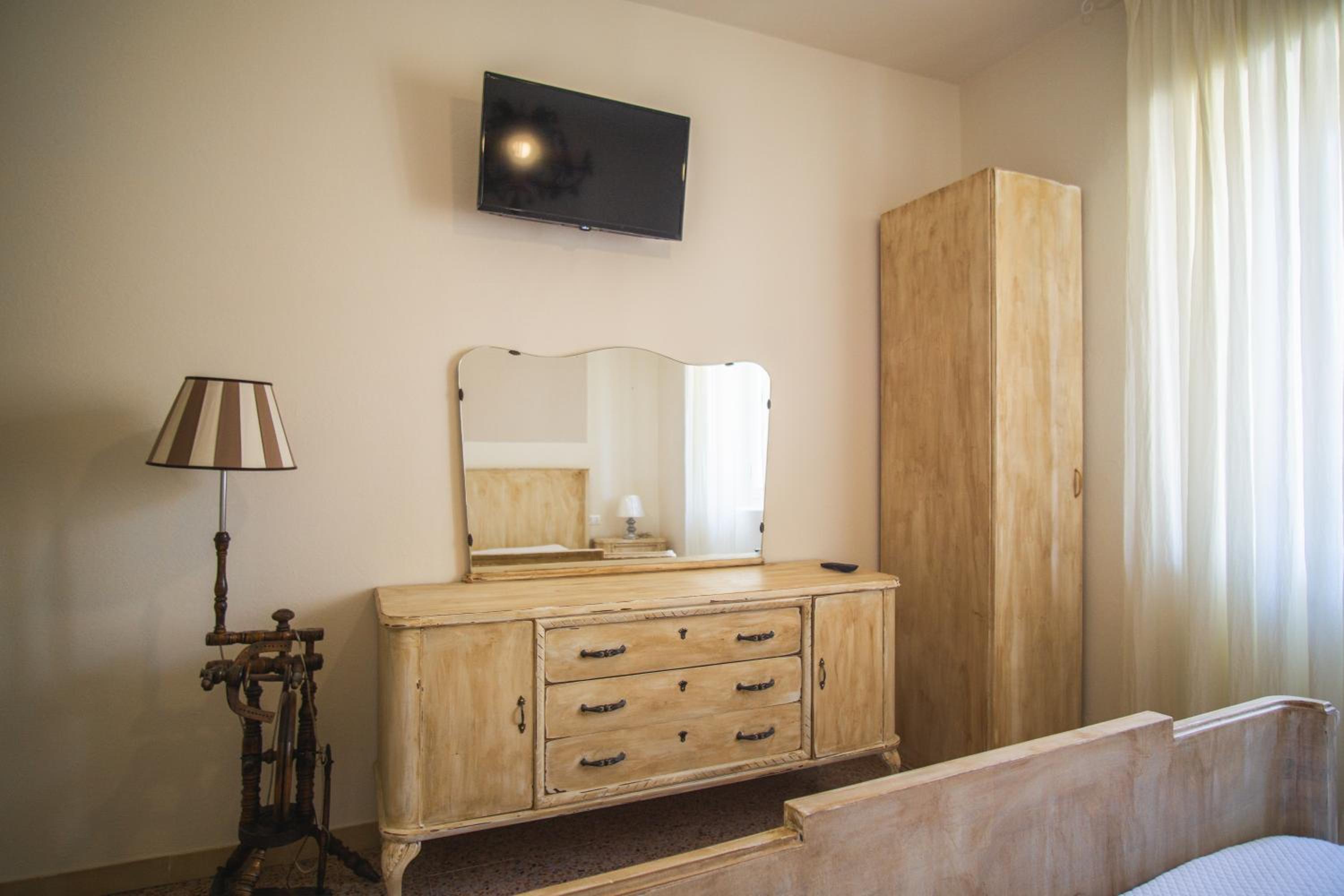 Double Room - Photo 20