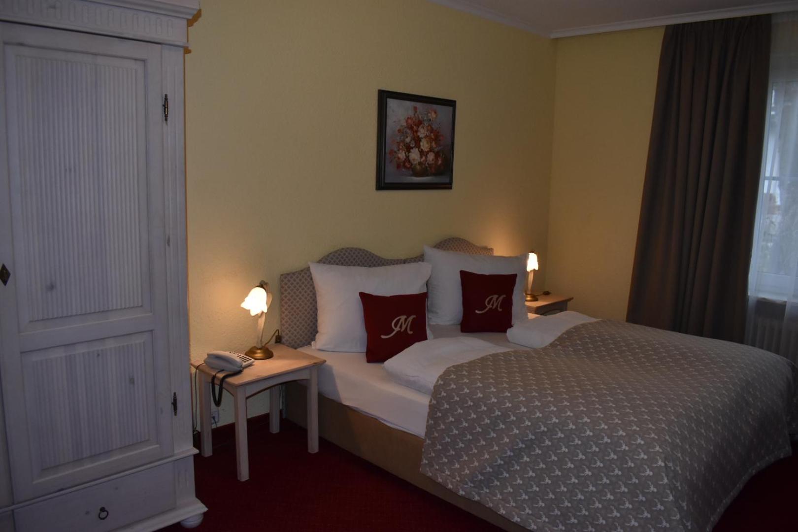 Budget Double Room photo 2