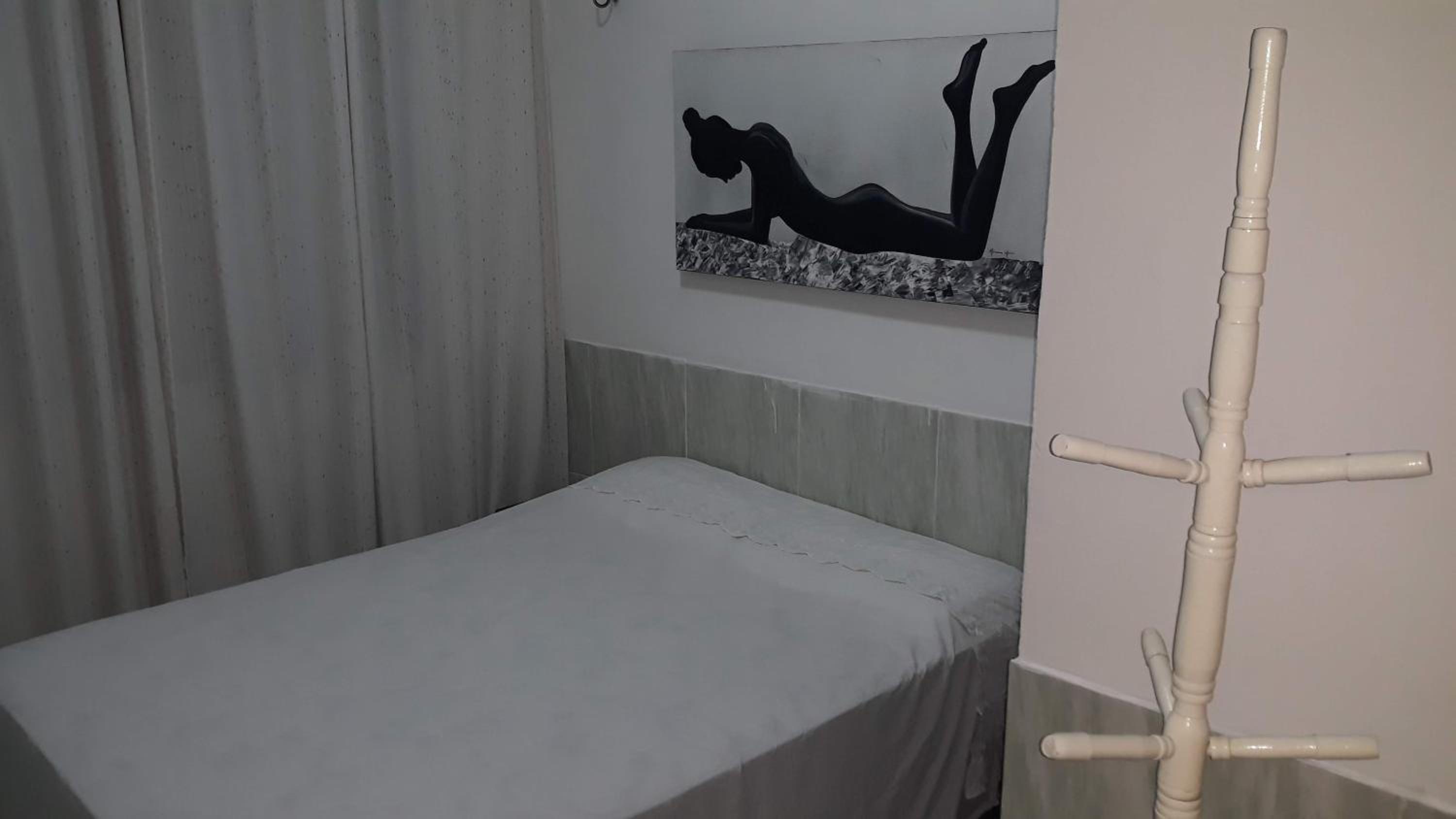 Suite - Photo 1