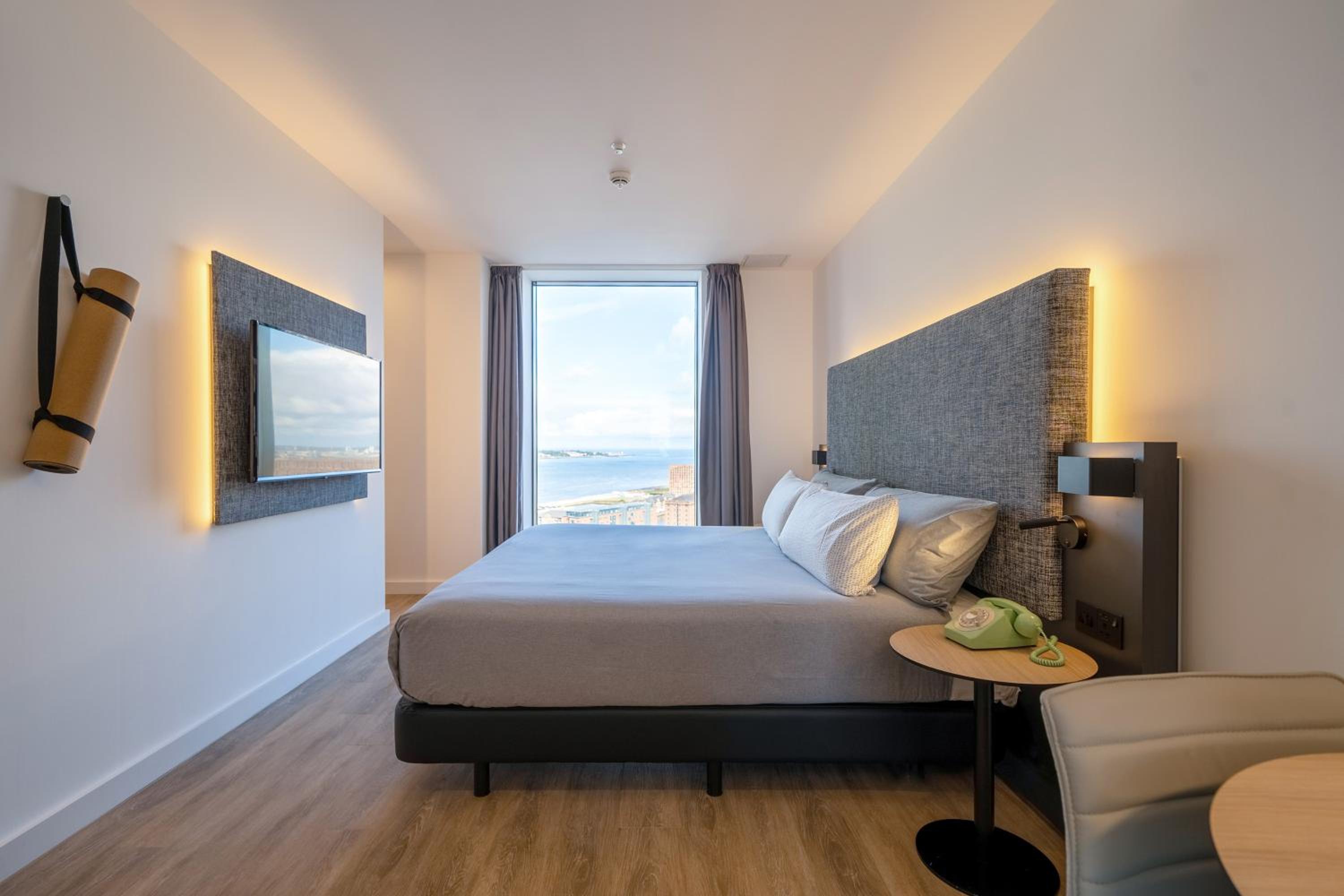 The Liverpool Condo - Photo 2