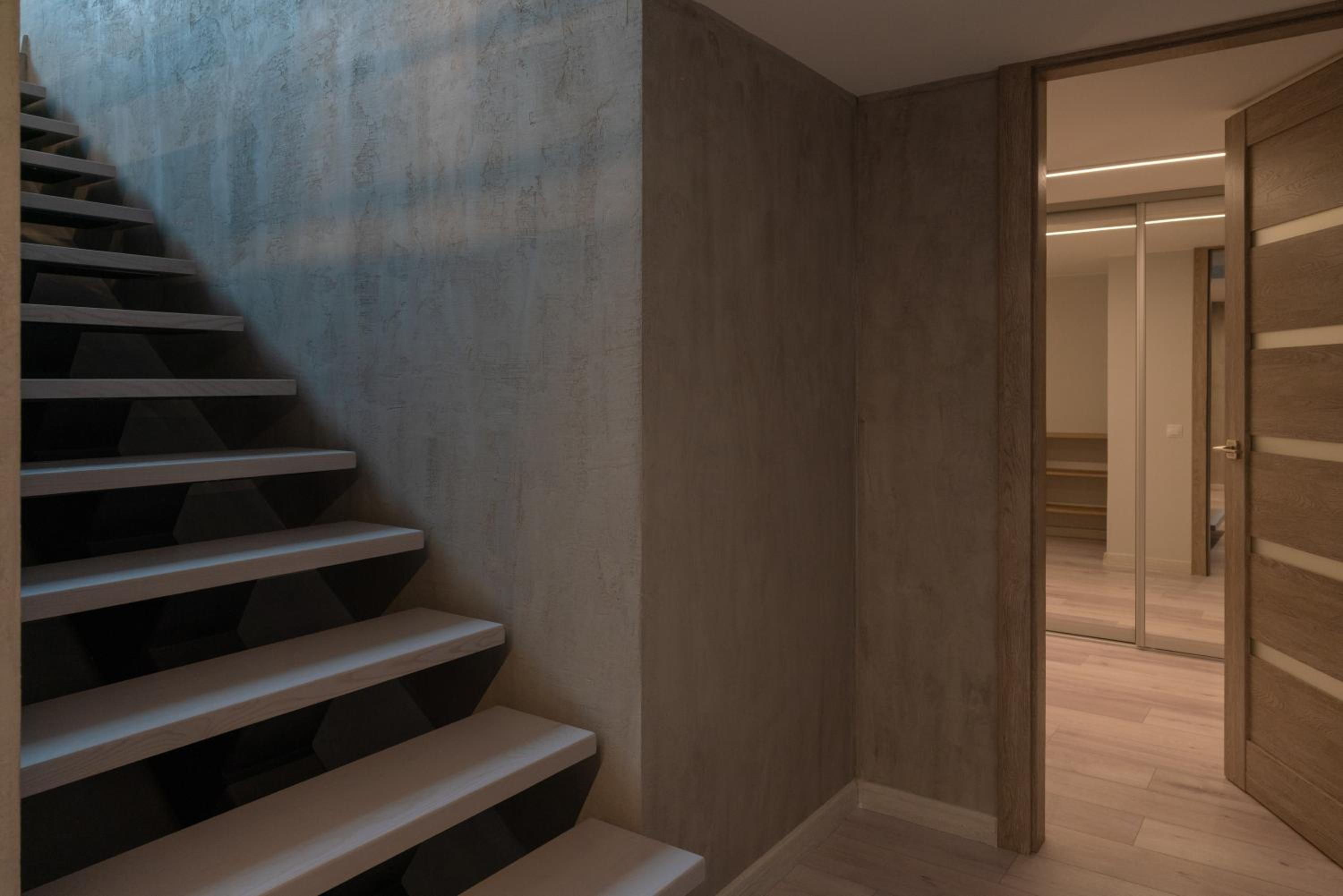 Two-Bedroom Apartment - Photo 2