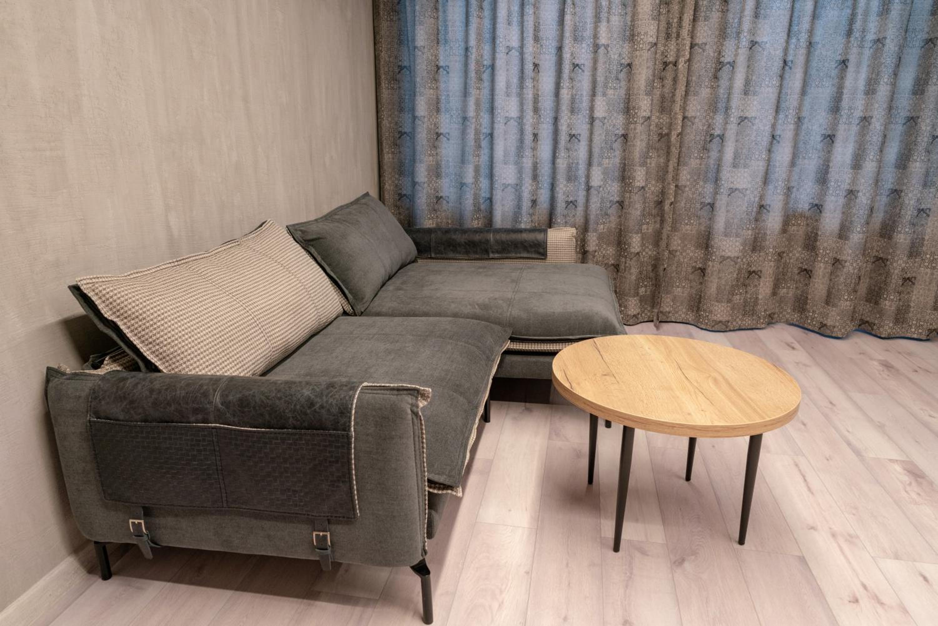 Two-Bedroom Apartment - Photo 6