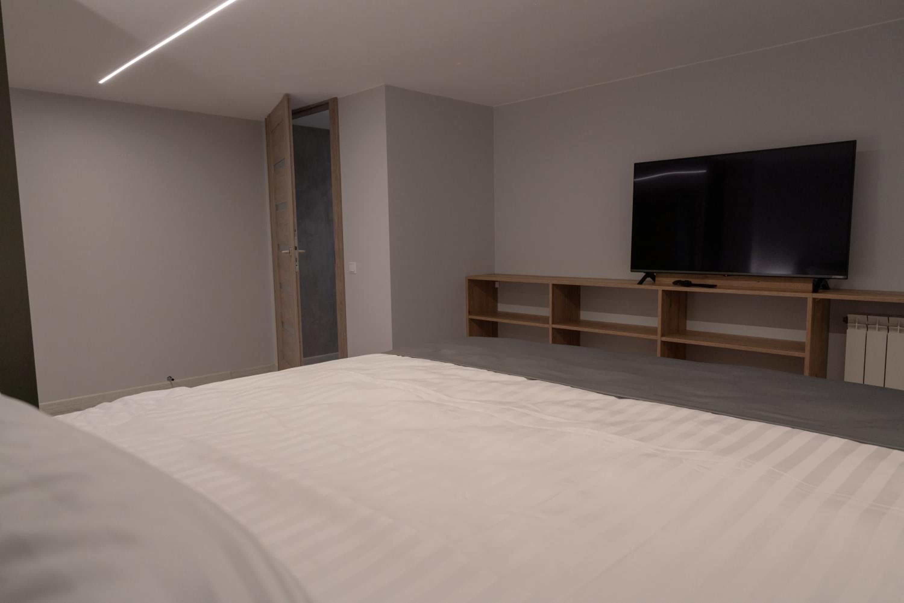 Two-Bedroom Apartment - Photo 12