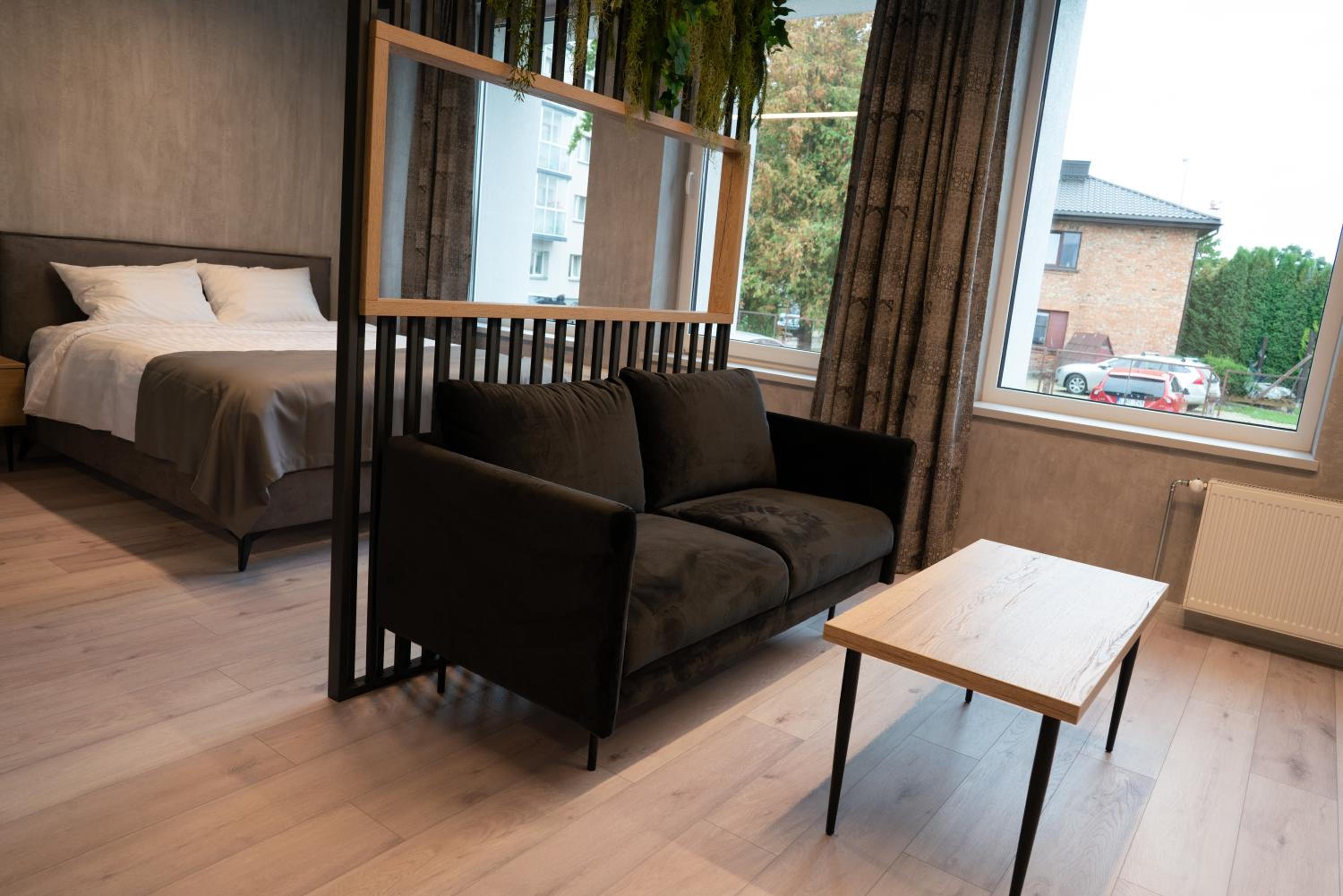 Studio Apartment - Photo 6