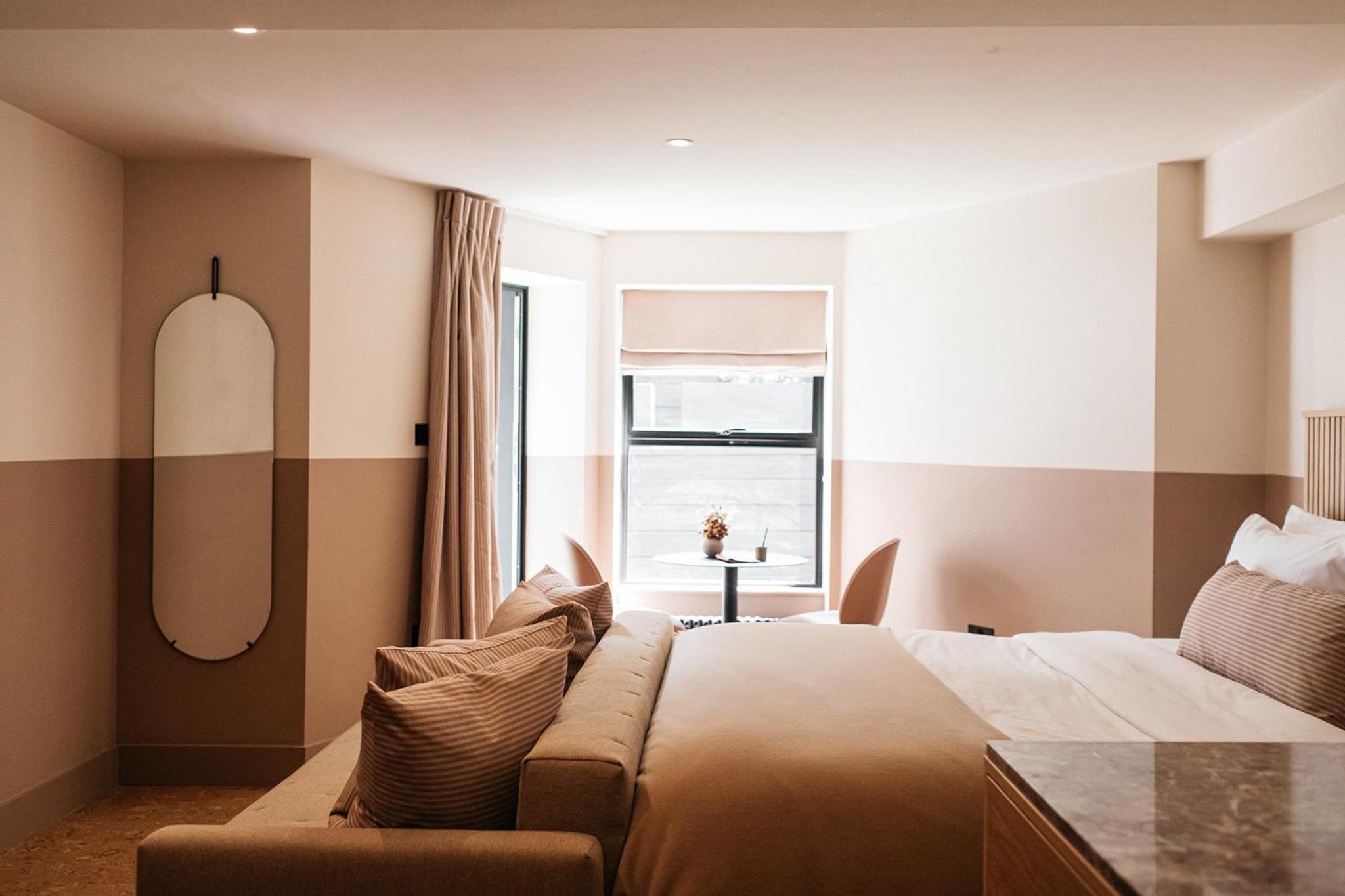 Family and Friends Rooms - Photo 4