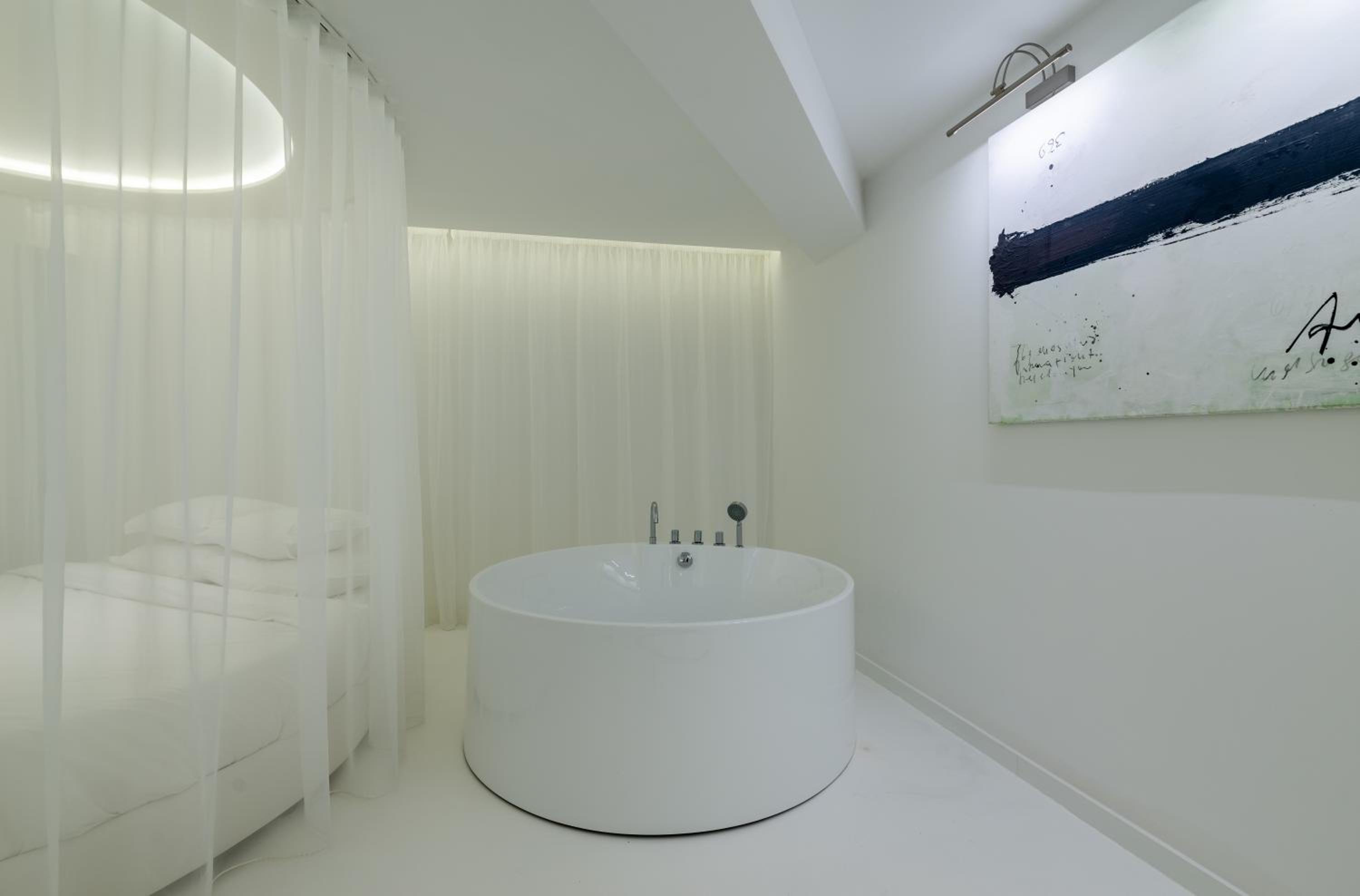 Suite D