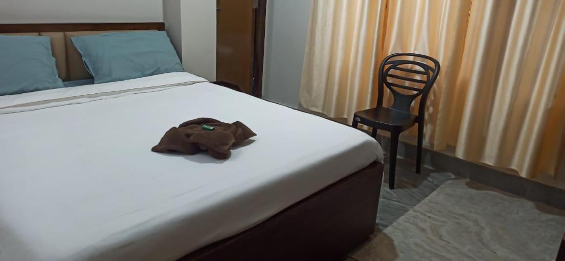 Deluxe Double Room - Photo 11