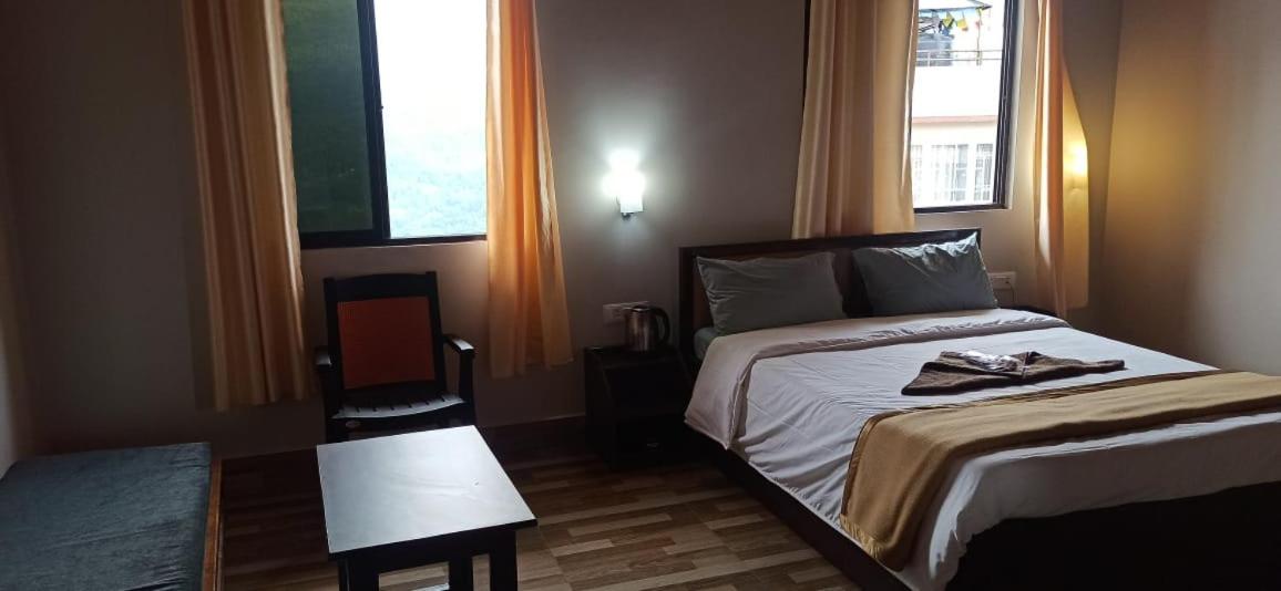 King Room with Mountain View - Photo 5