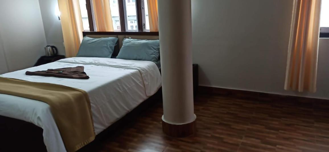 Double Room with Mountain View - Photo 2