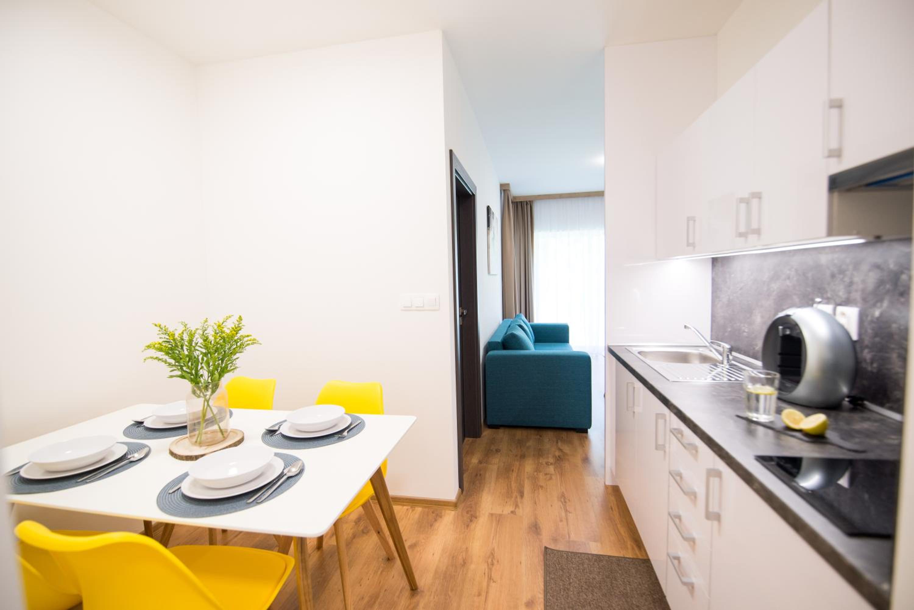 One-Bedroom Apartment - Photo 10
