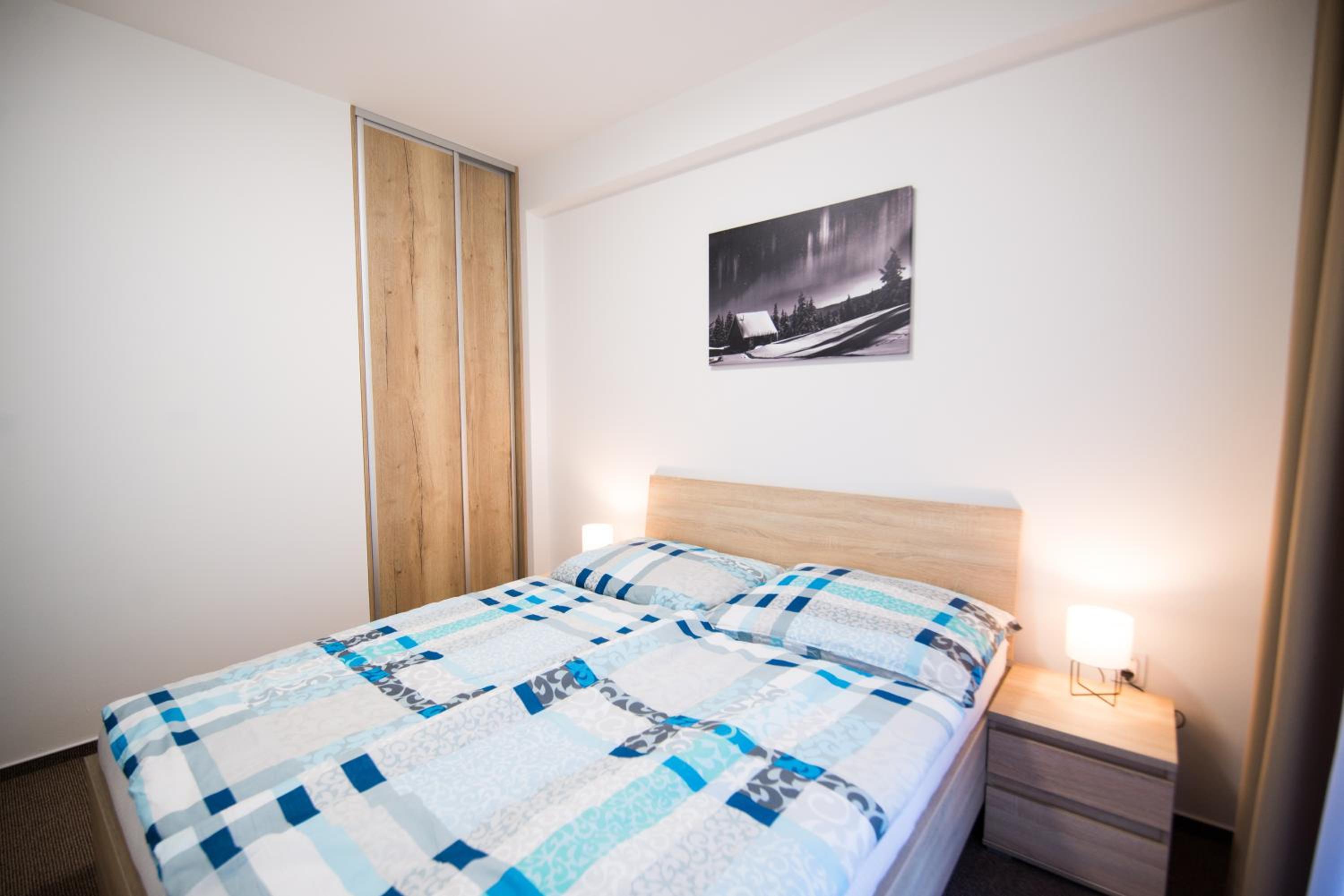 One-Bedroom Apartment - Photo 14
