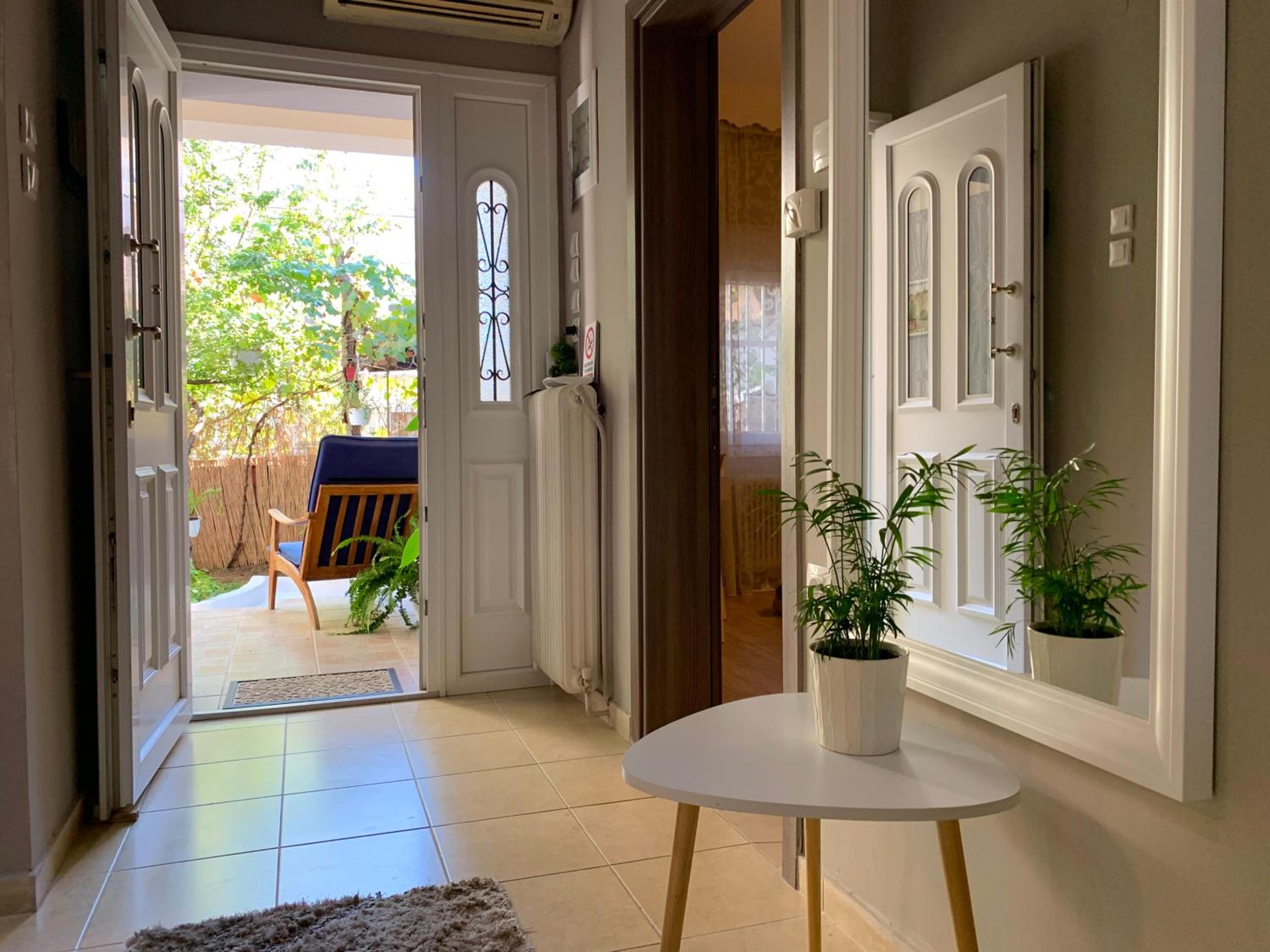 Villa with Garden View - Photo 15