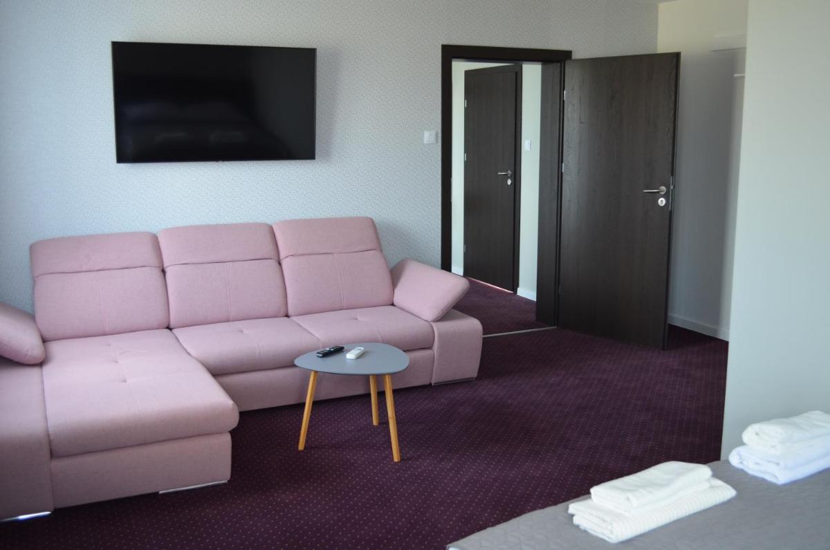 Deluxe Family Suite photo 1