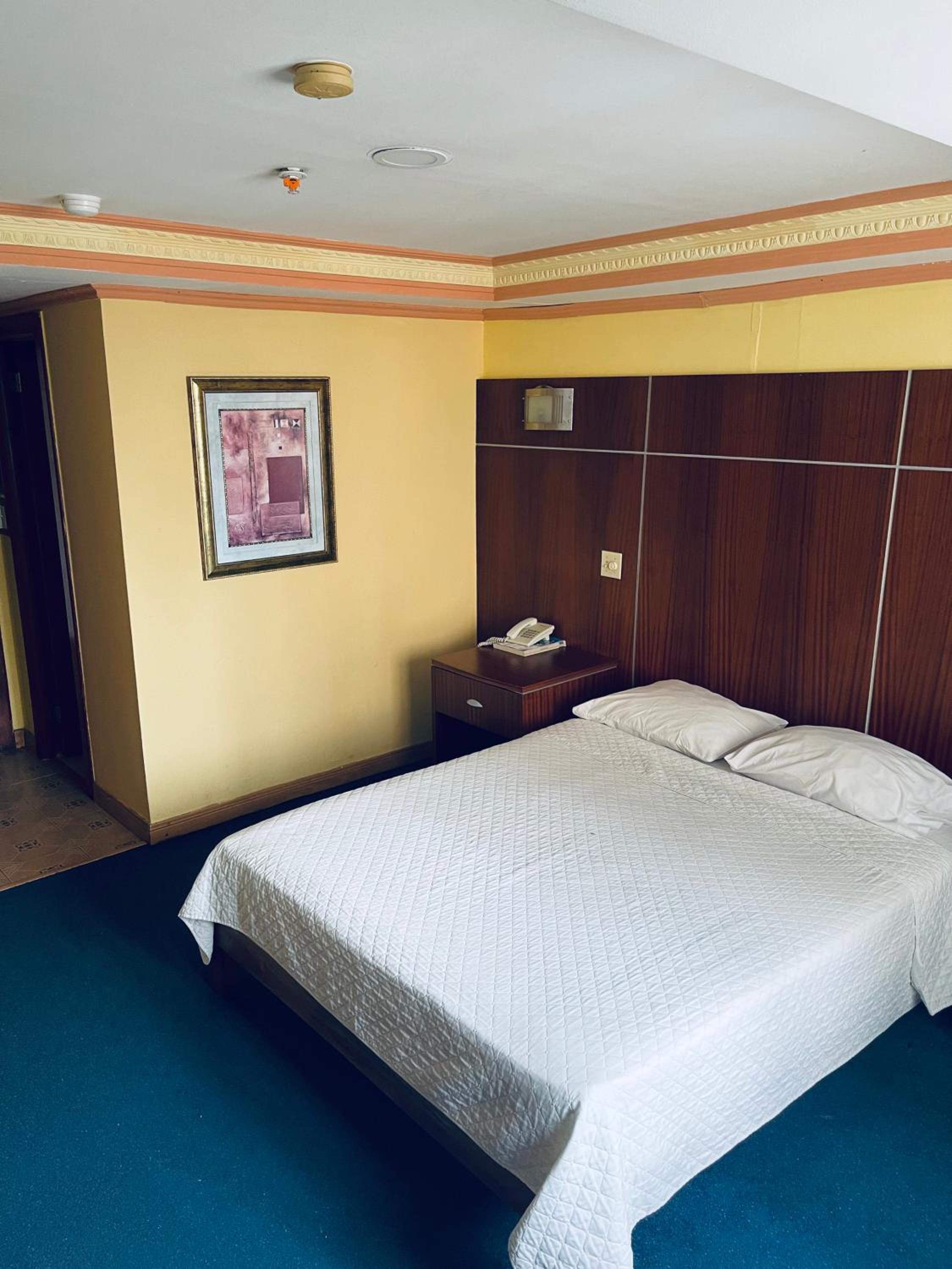 Standard Room photo 3