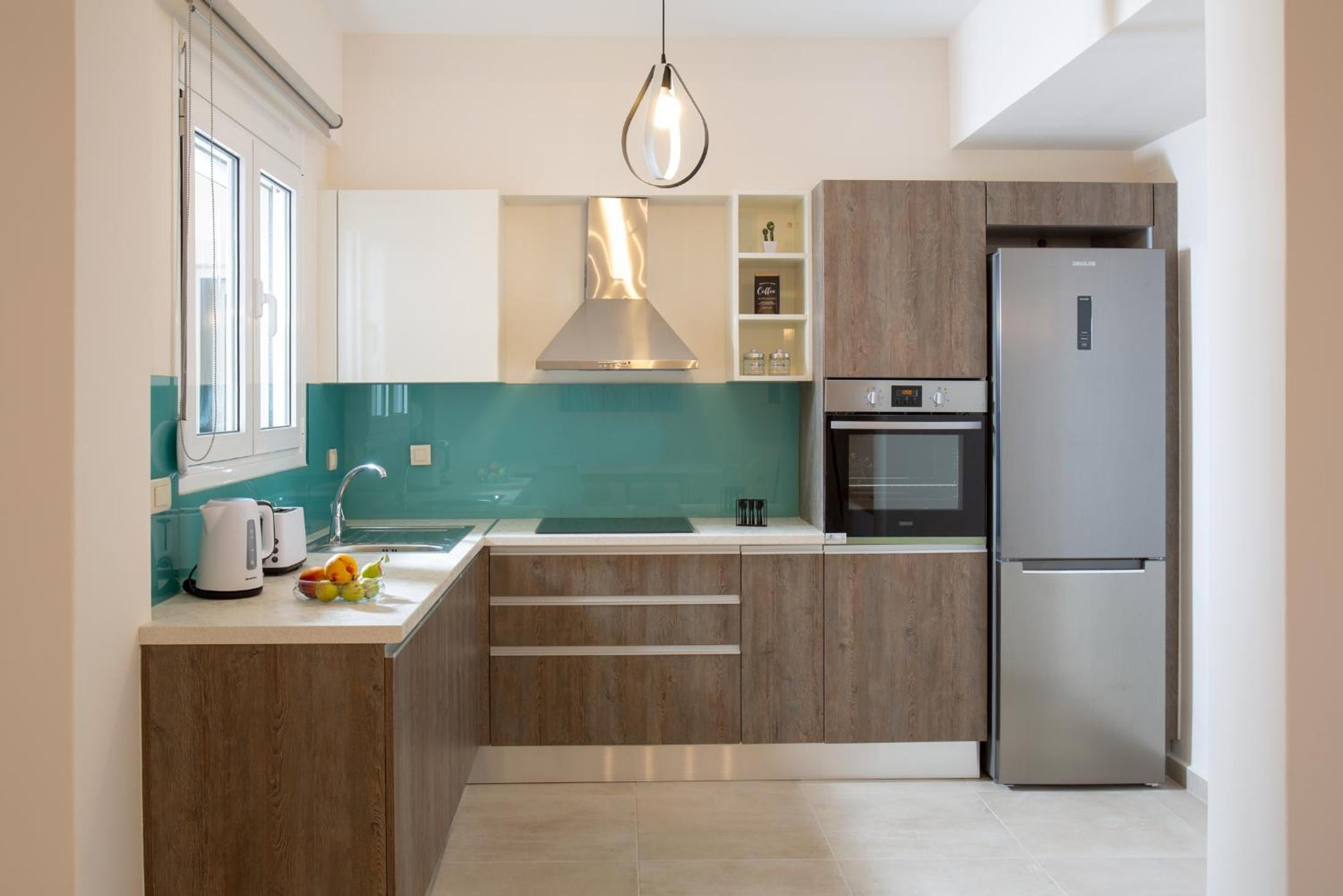 Three-Bedroom House - Photo 8