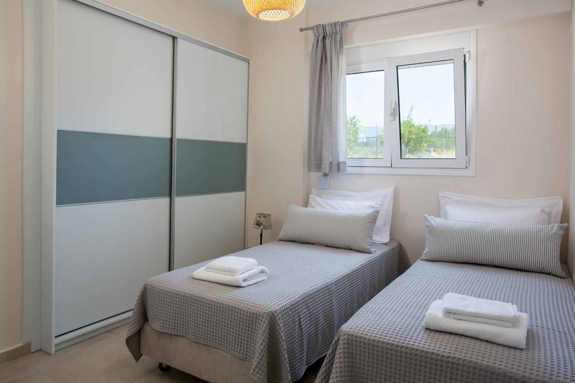 Three-Bedroom House - Photo 11