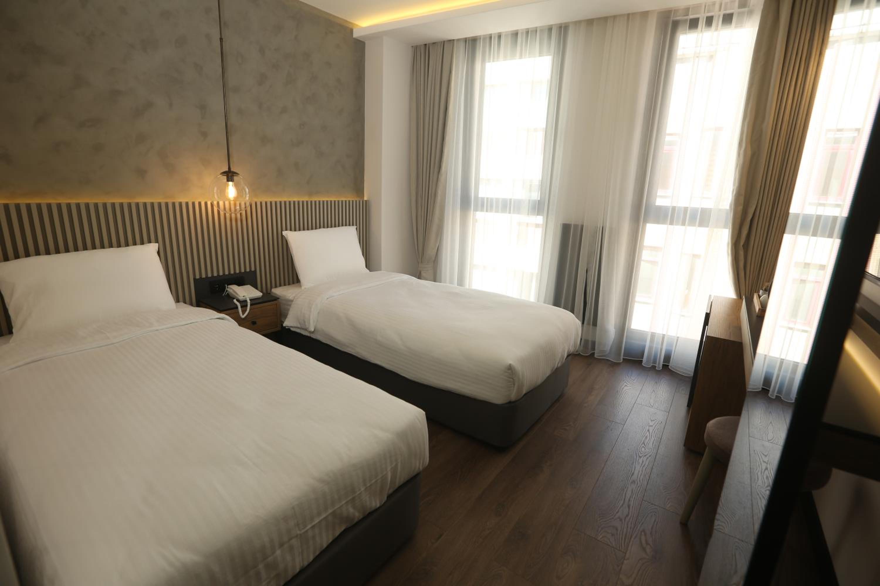 Standard Twin Room photo 1