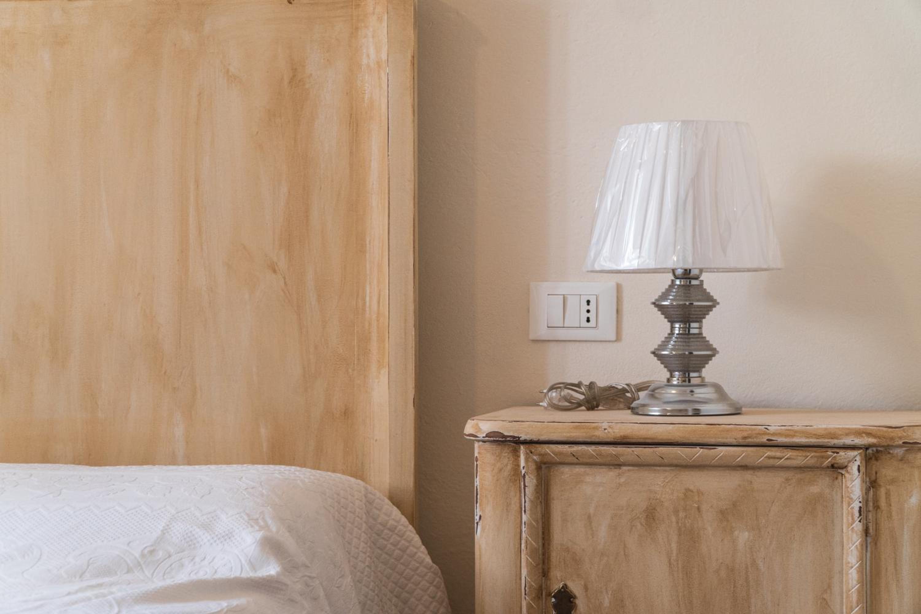 Double Room - Photo 12