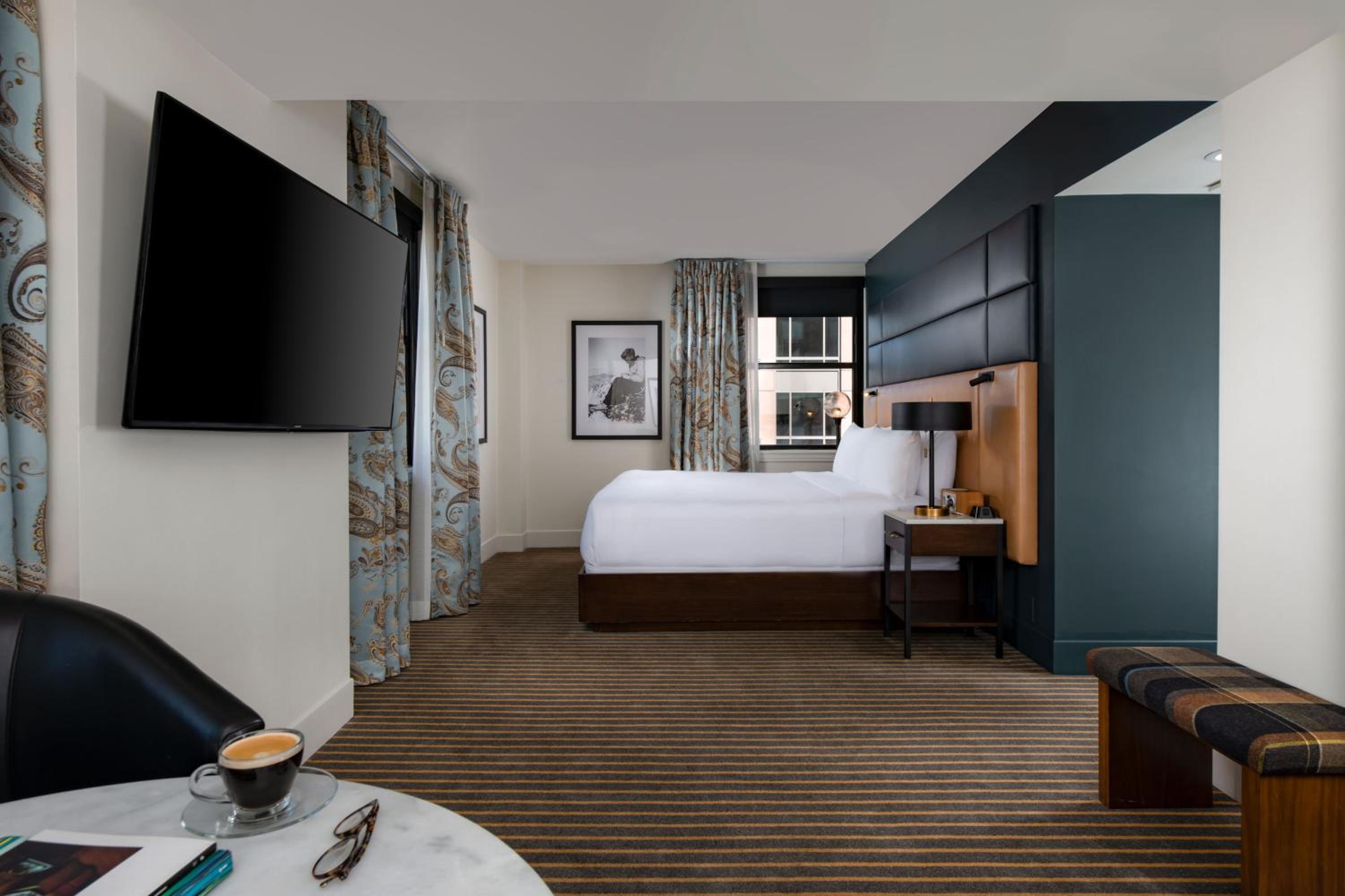 Superior King Room - Photo 1