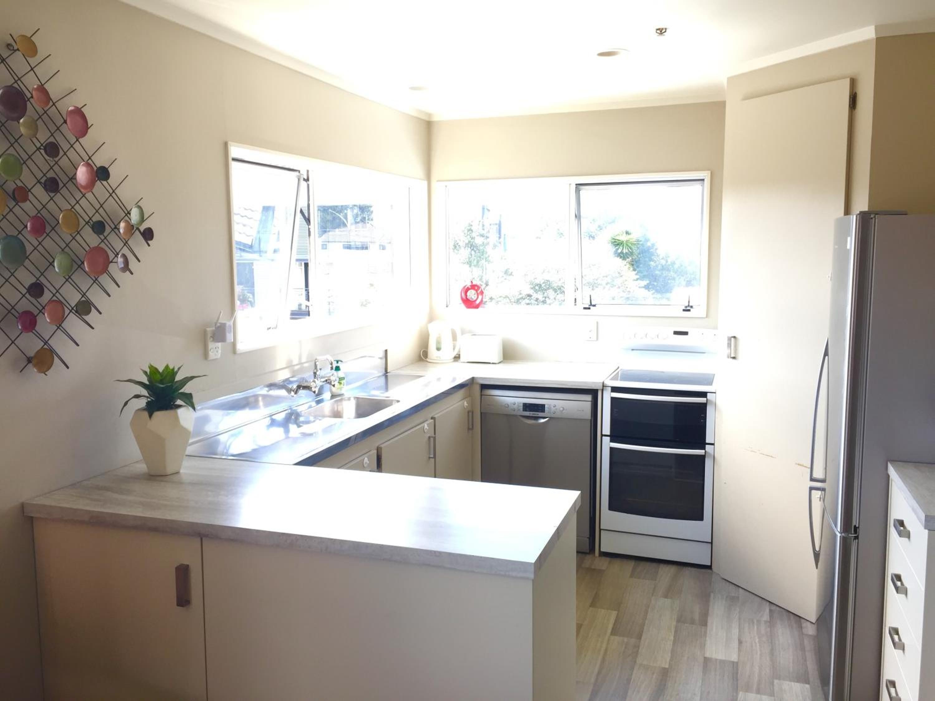 Apartment photo 2