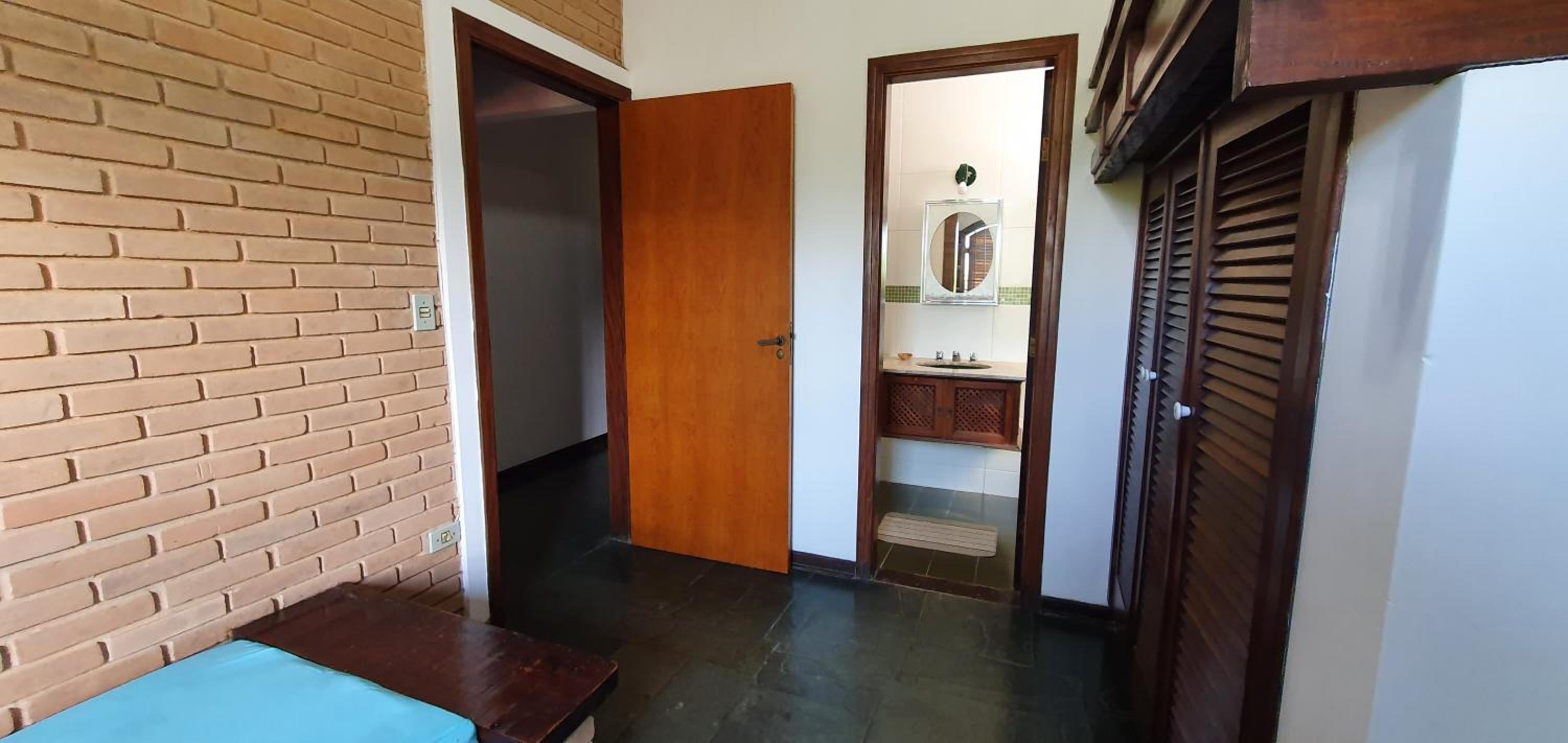 Apartment - Split Level - Photo 23